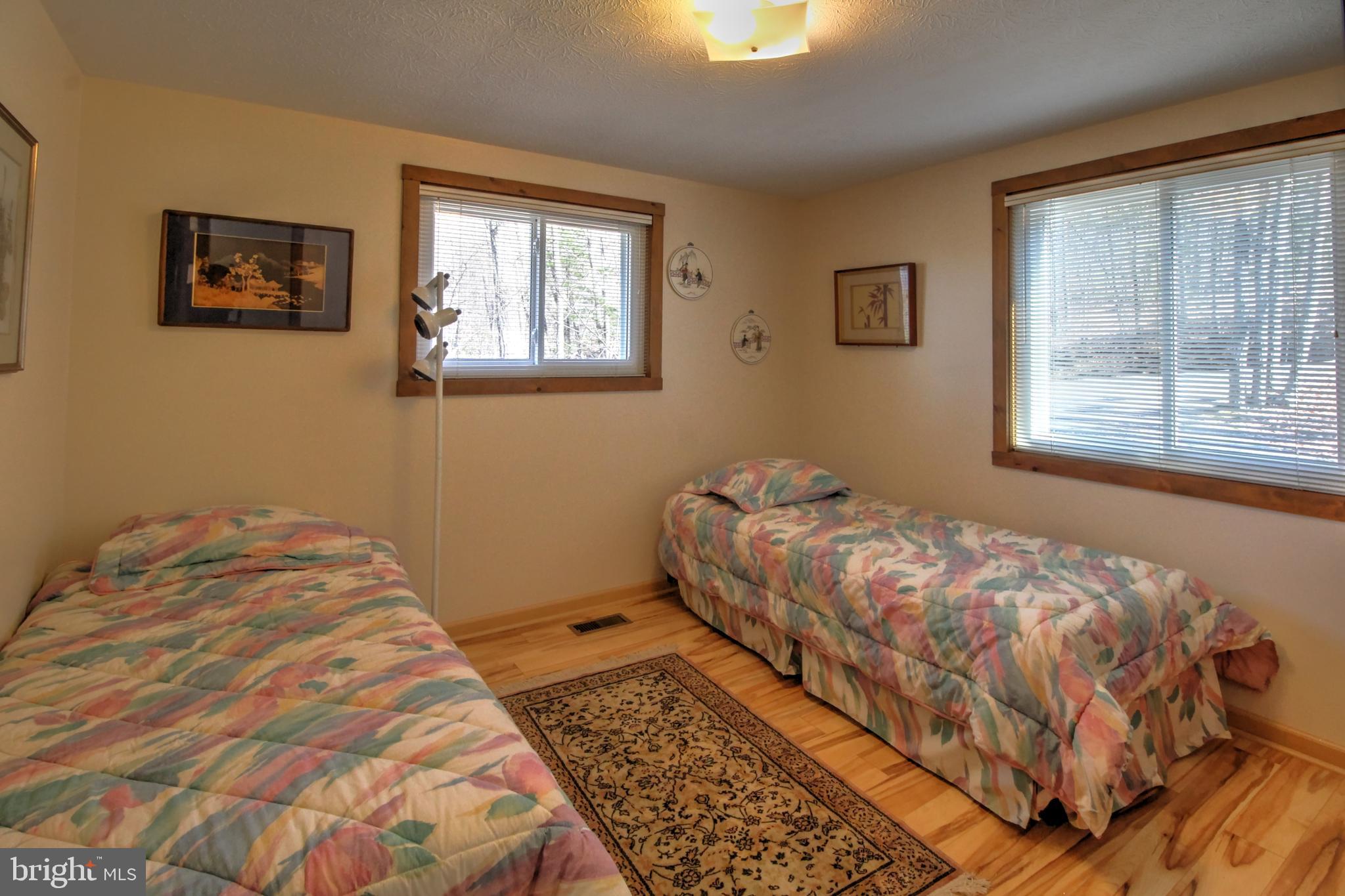 141 Mallard Dr