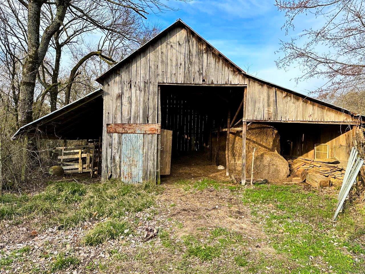 218 Mills Ferry Road