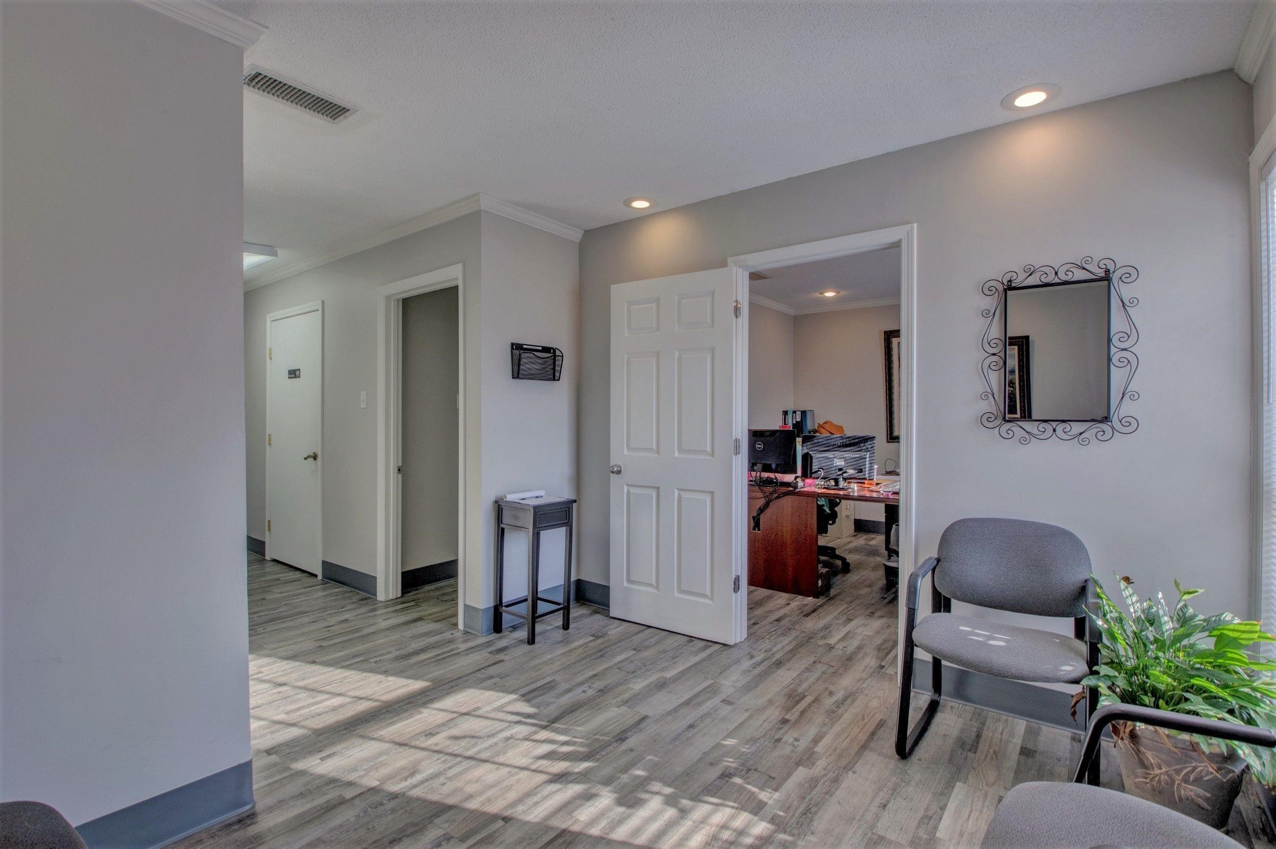 1415 Breckenridge Drive Unit: Suite E