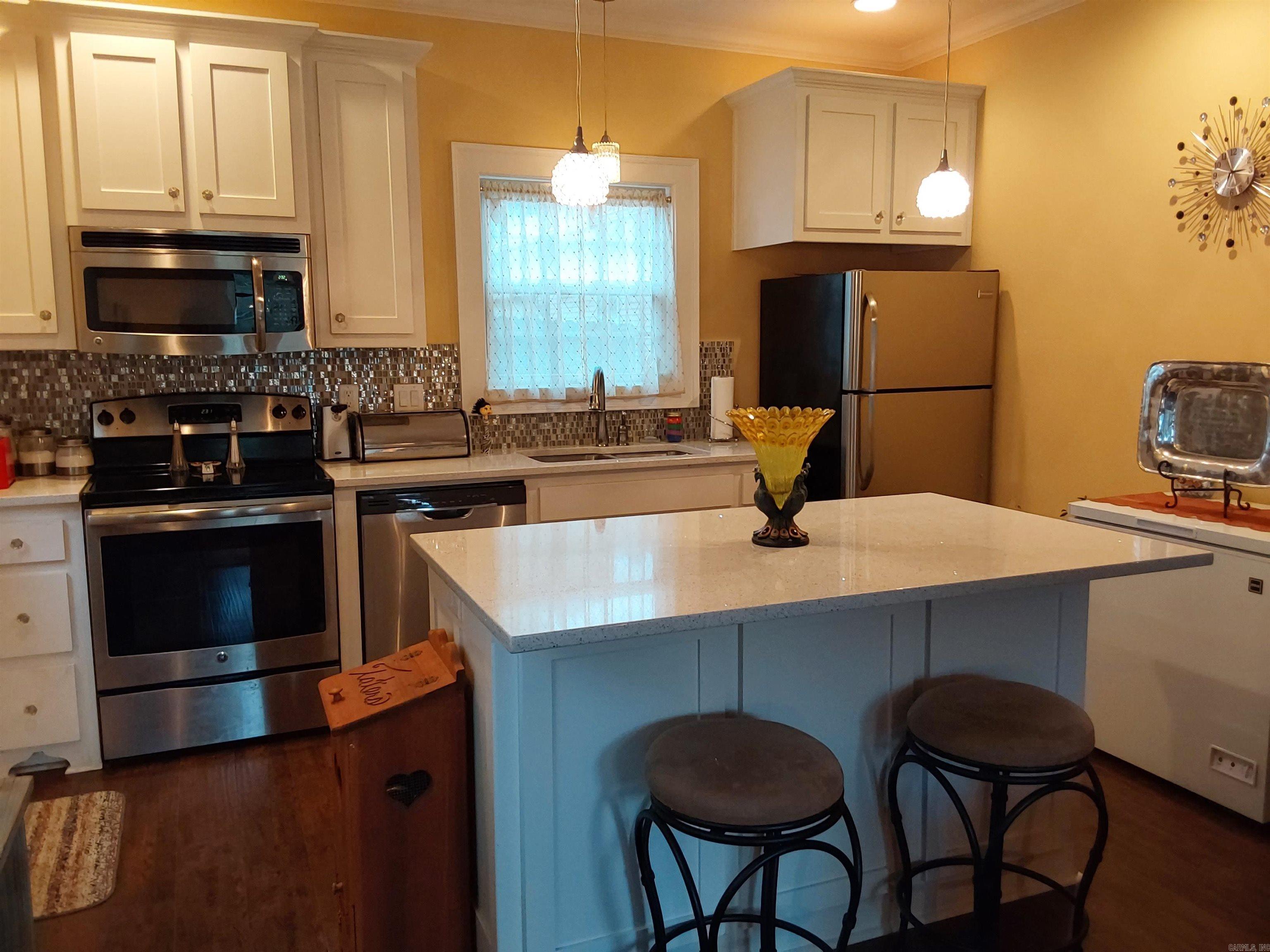 438 River Ridge Road