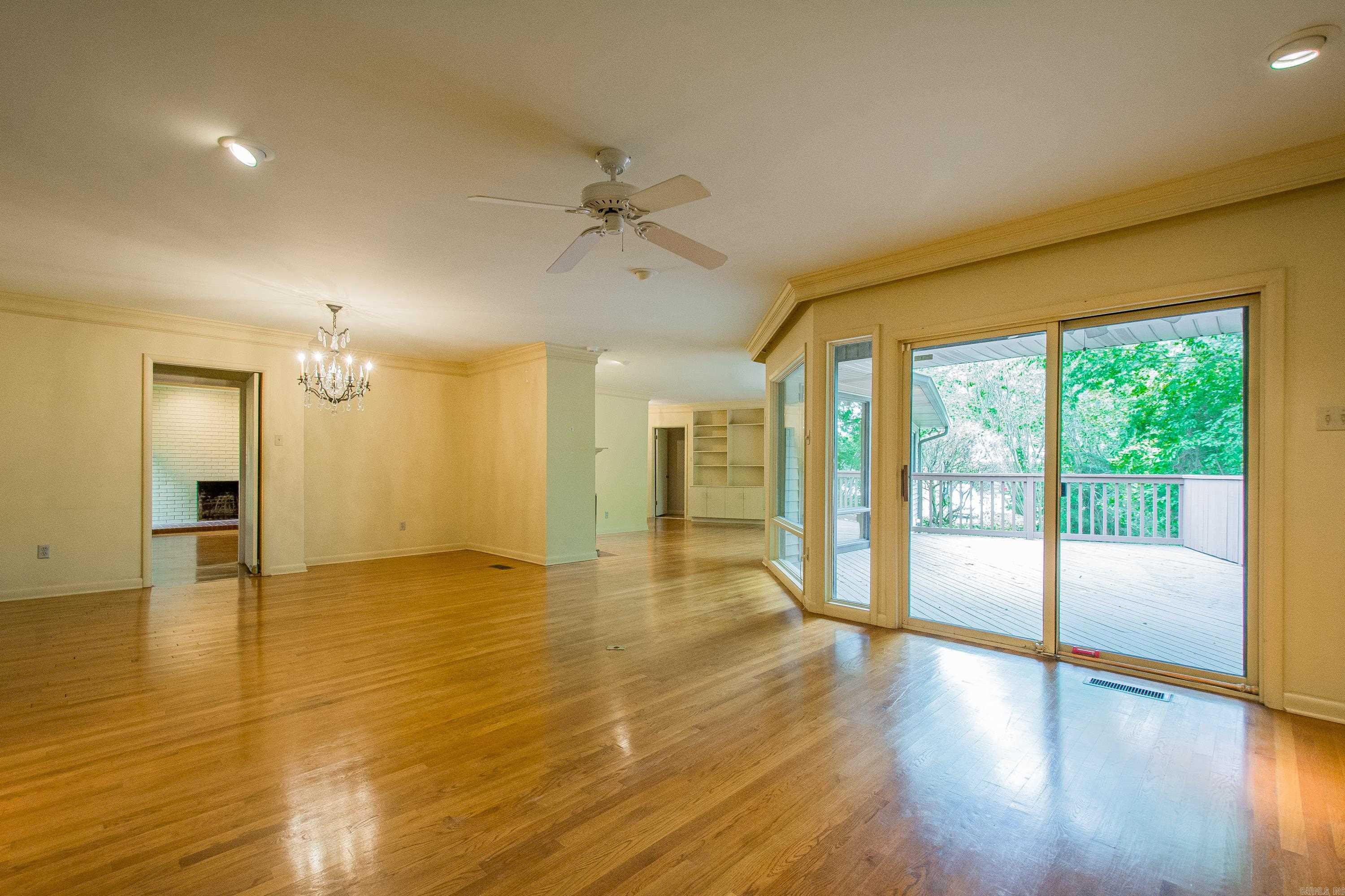 5540 N Grandview Street