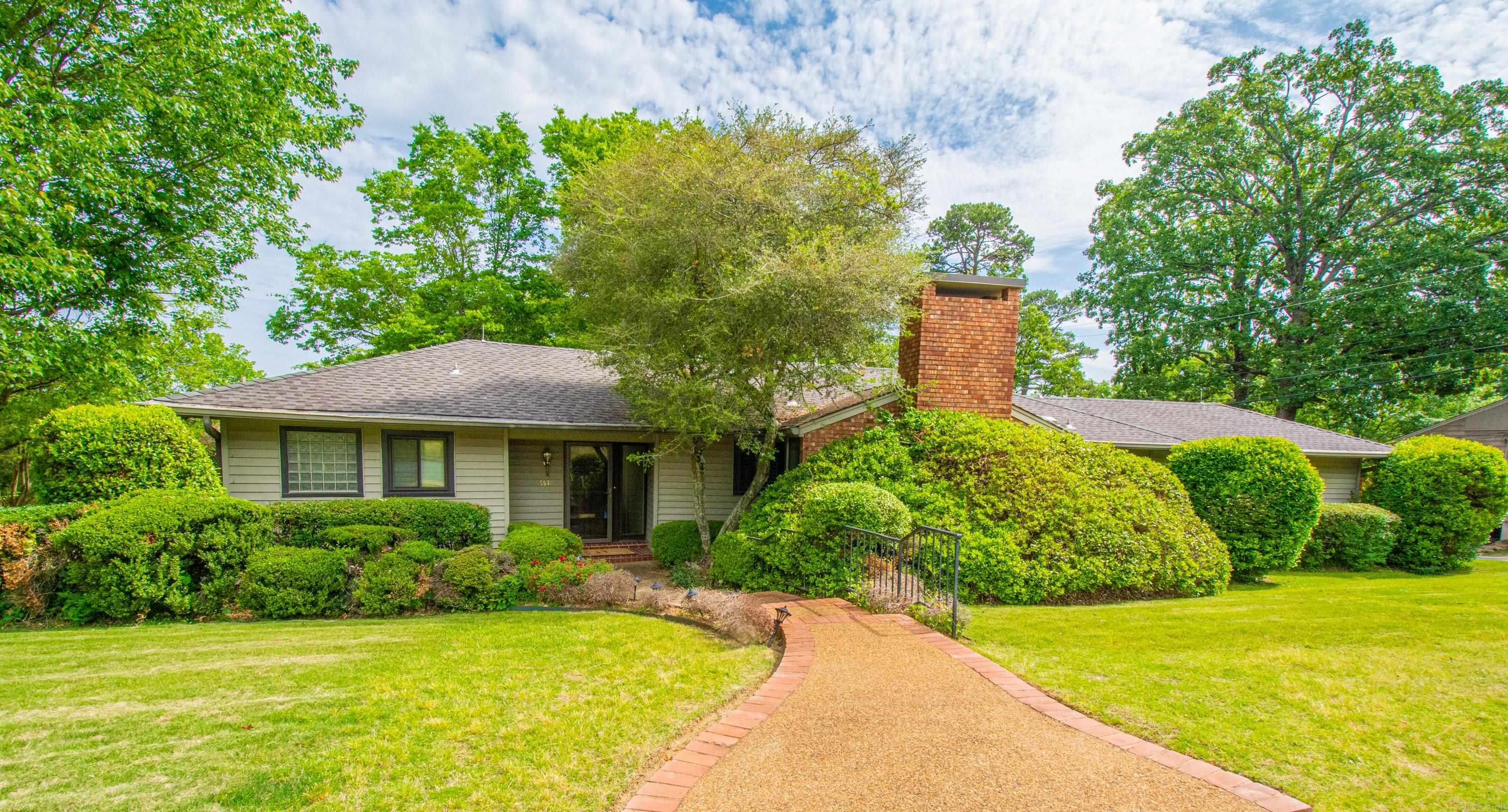 5540 N Grandview Street