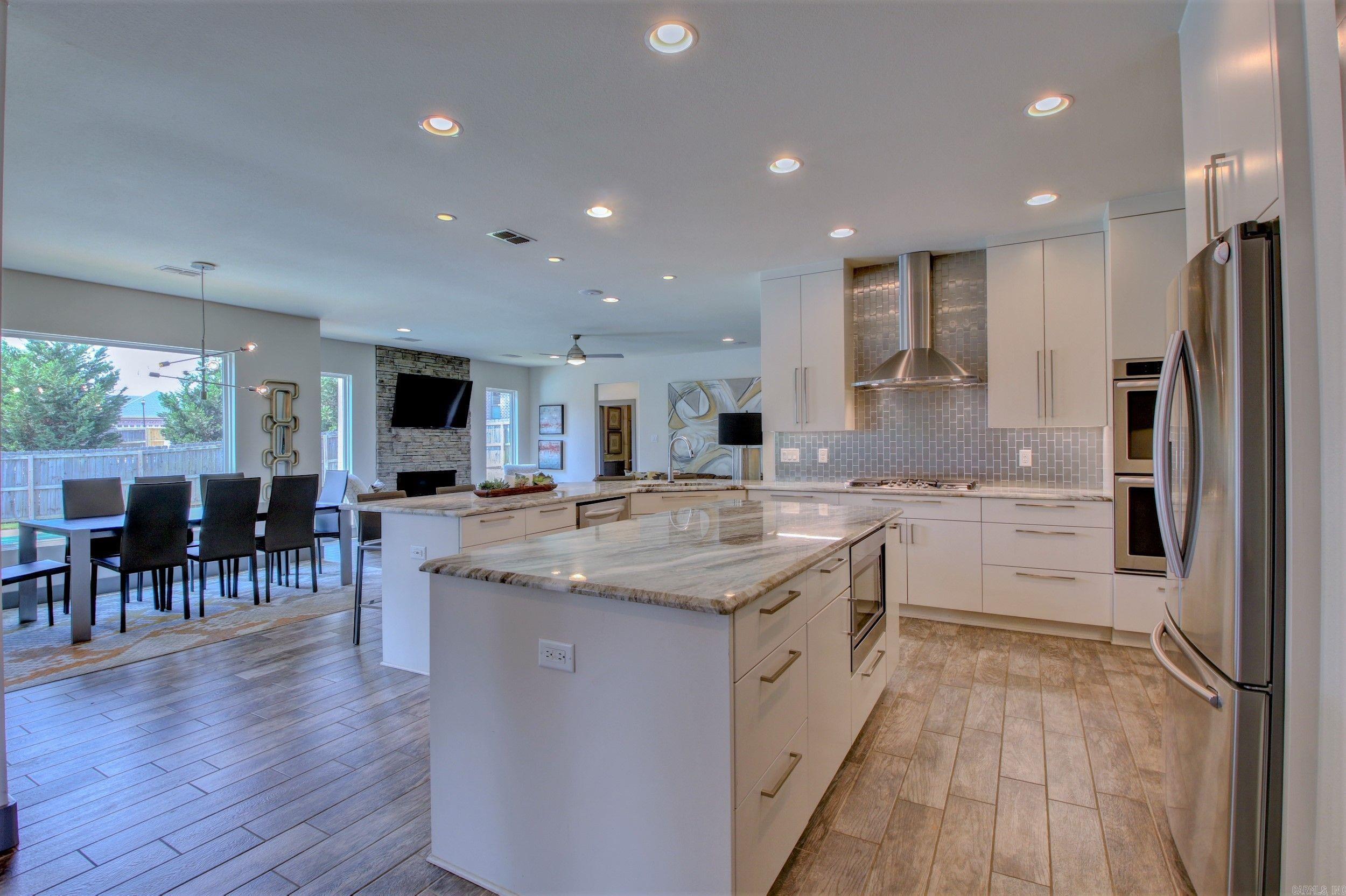 15 Cypress Lake Court