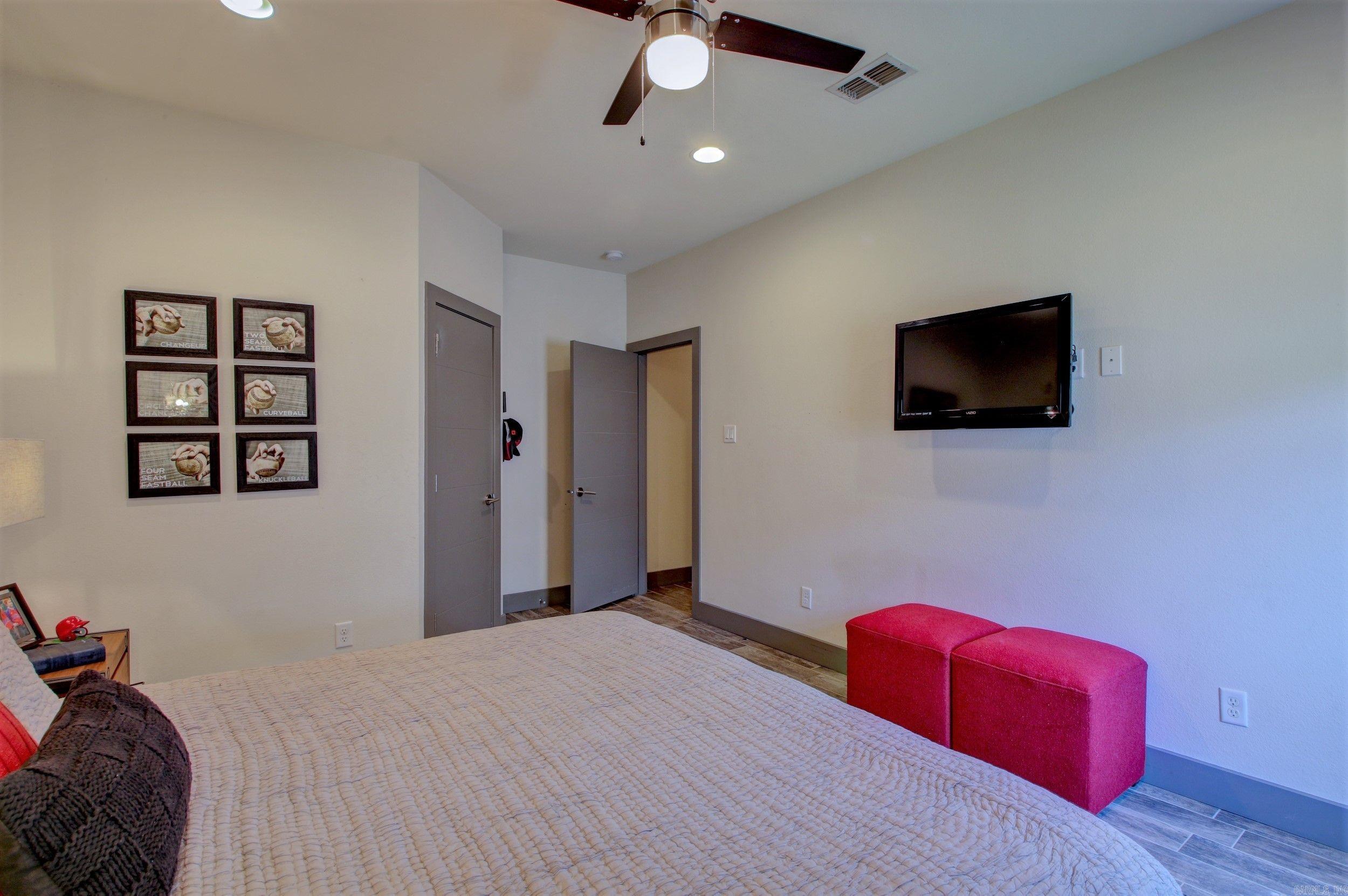 15 Cypress Lake Court