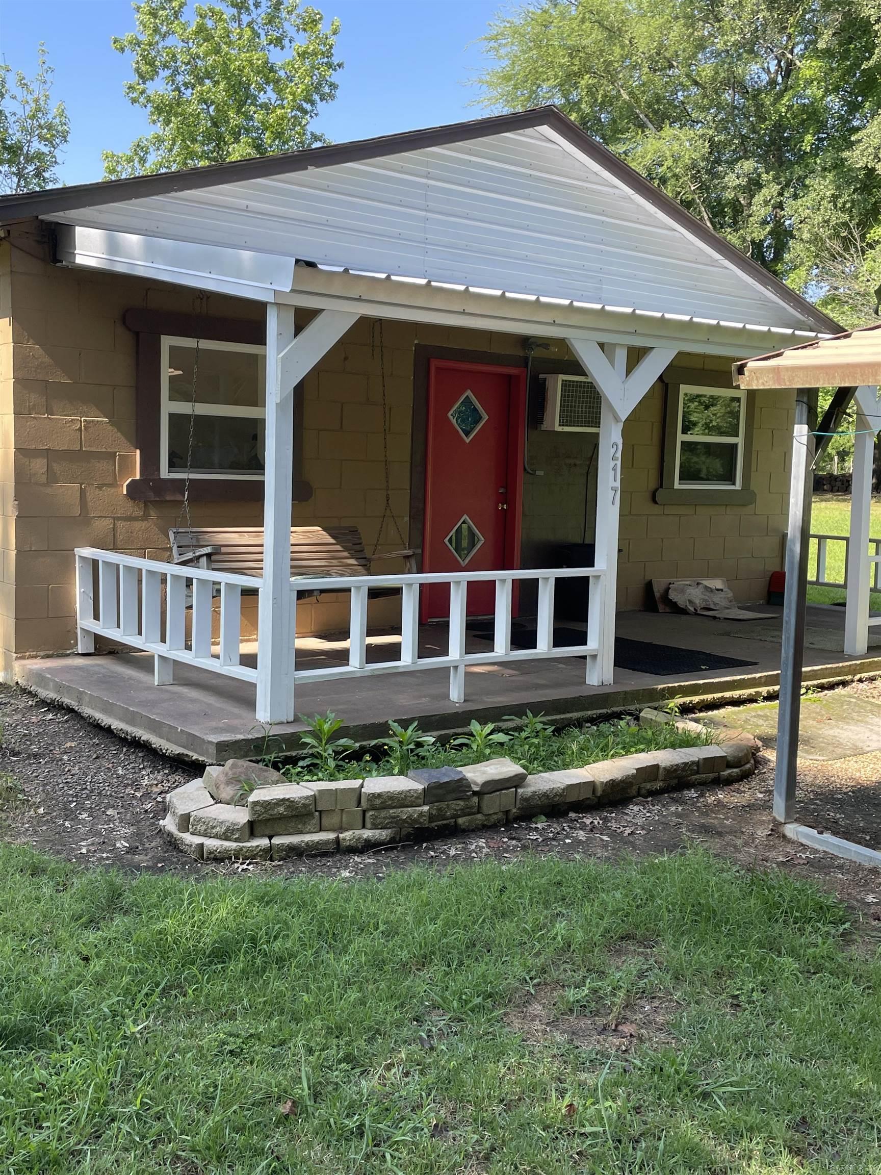 217 Griffith Loop