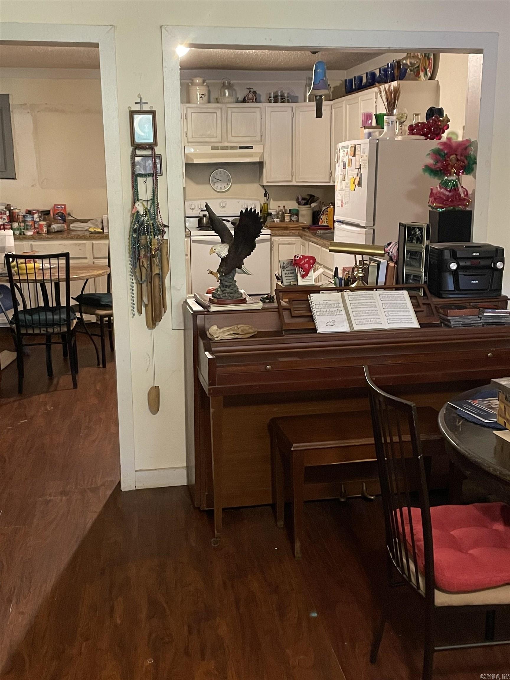 217 Griffith Loop