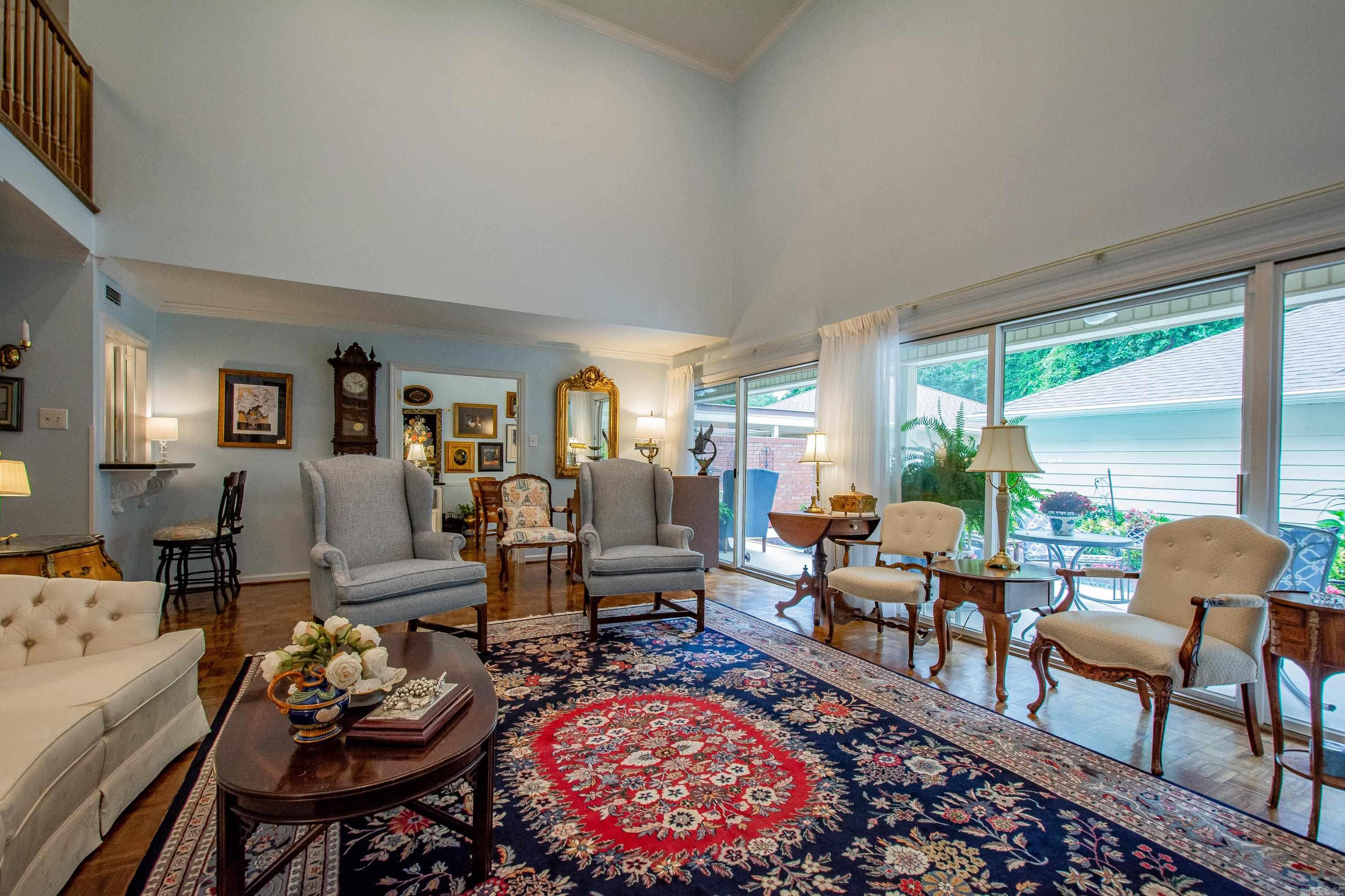 707 Pleasant Valley Drive