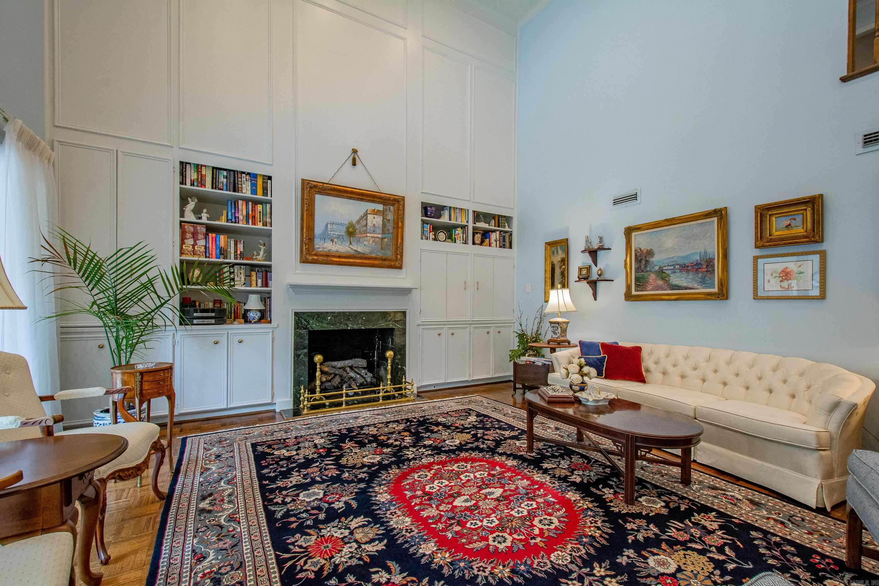 707 Pleasant Valley Drive