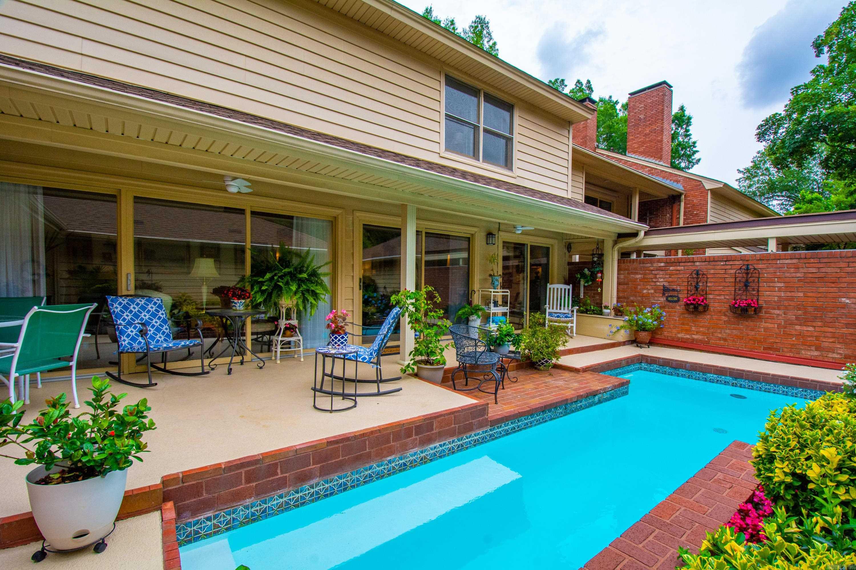 707 Pleasant Valley Drive