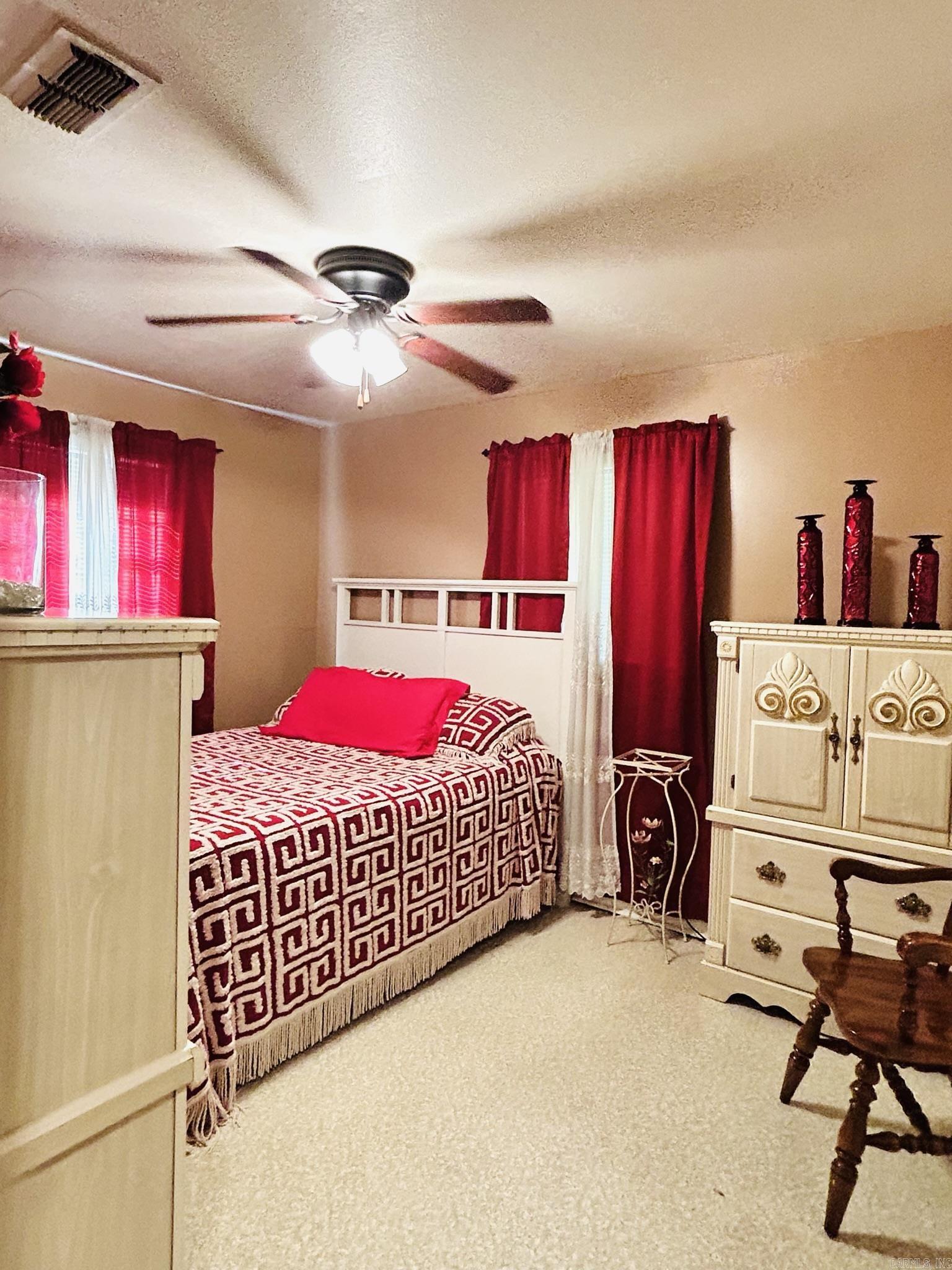 1100 Abernathy Street