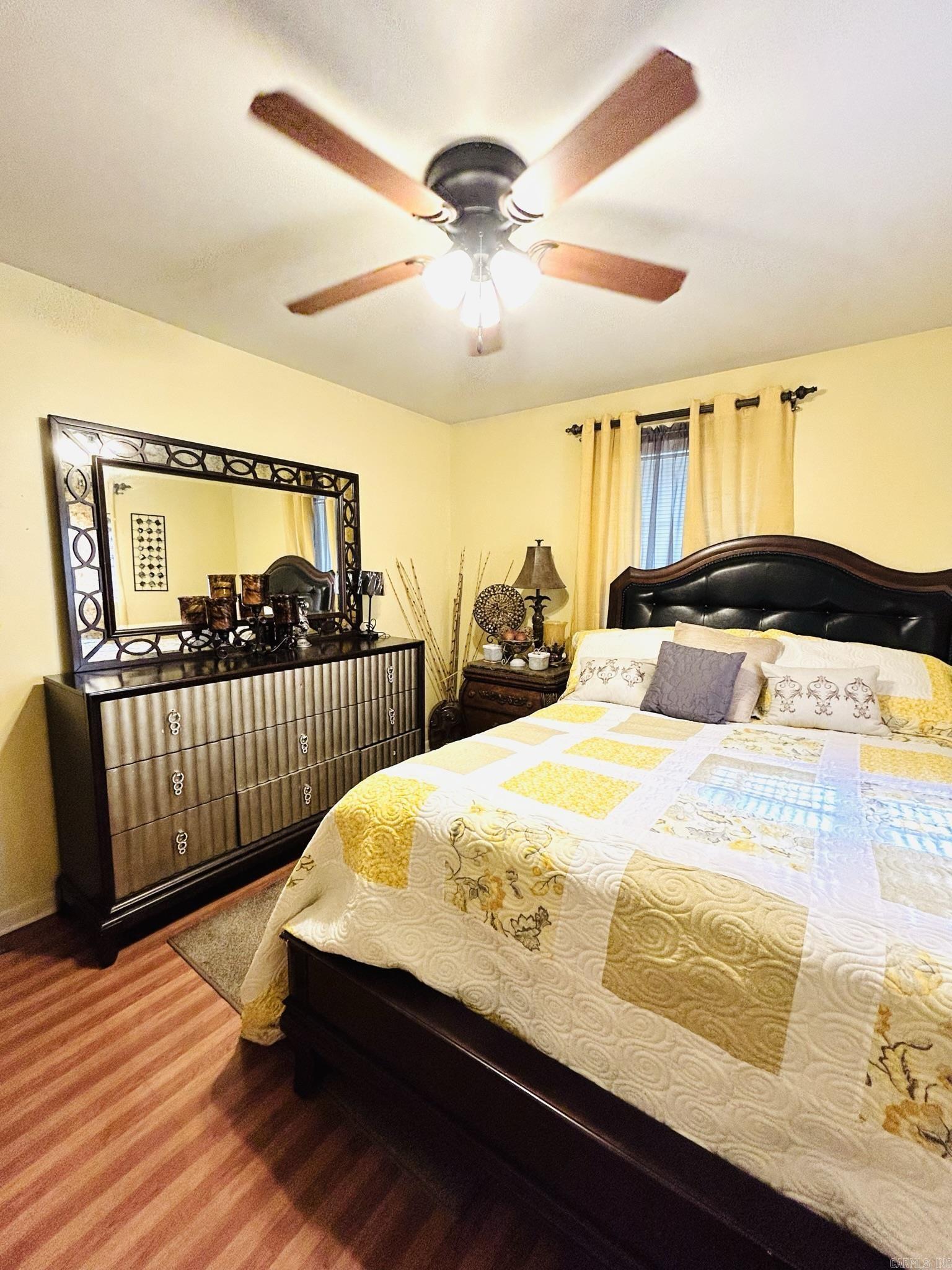 1100 Abernathy Street