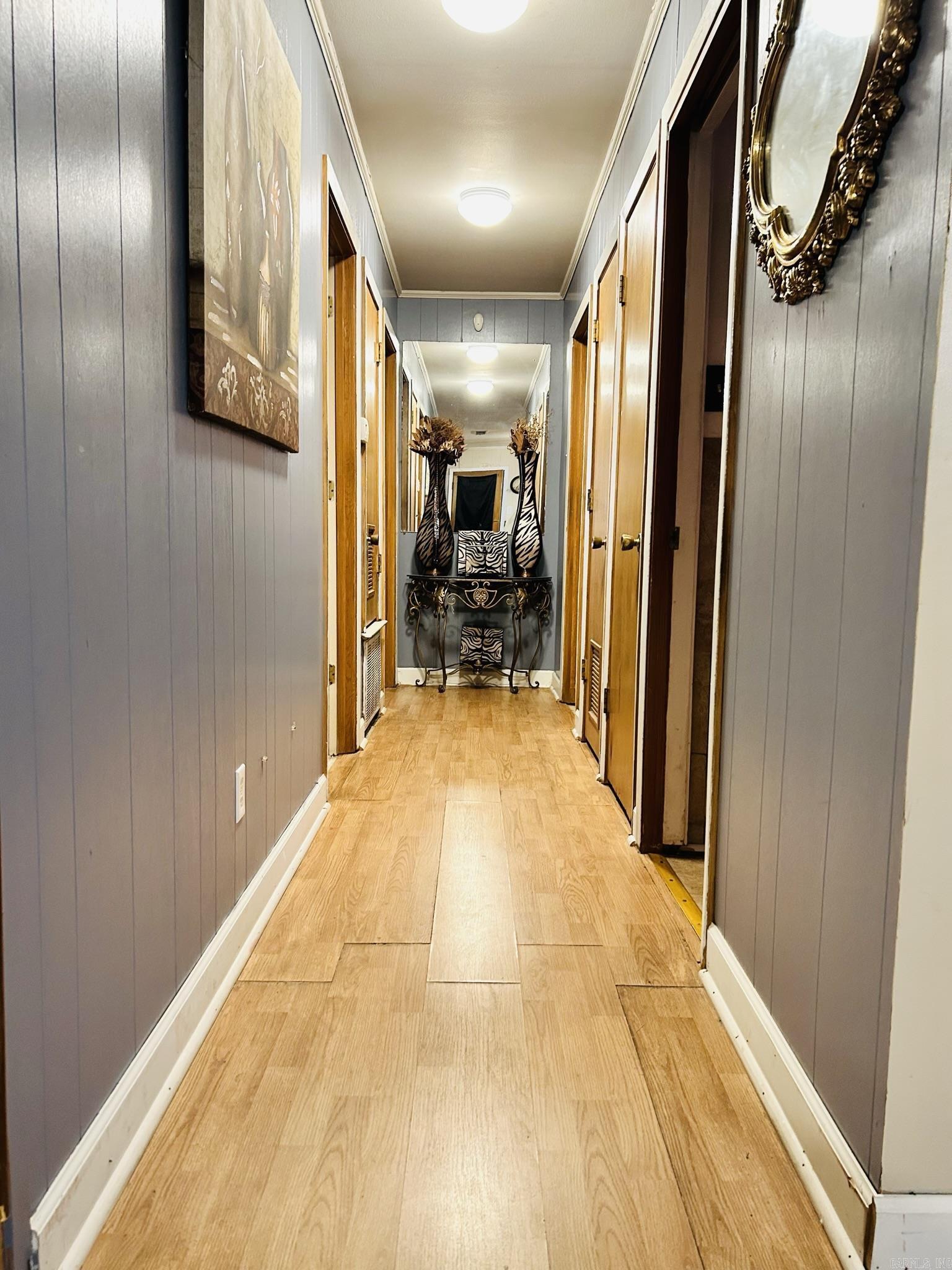 1100 Abernathy Street