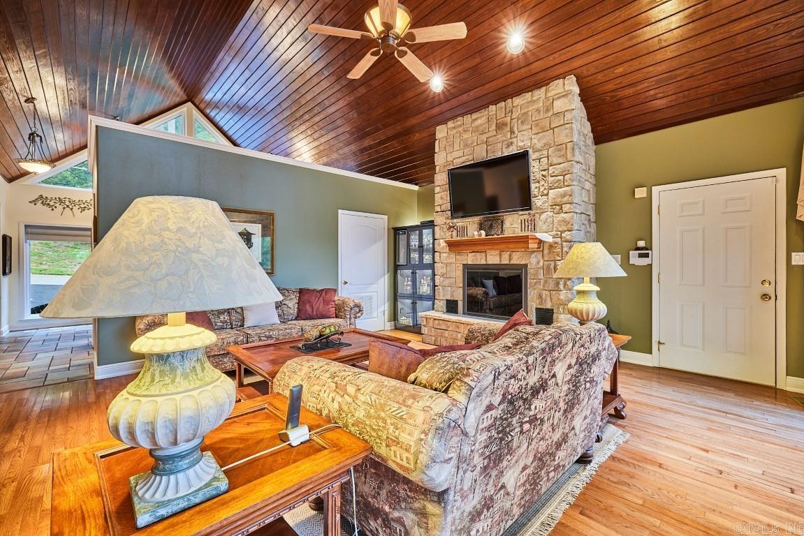 427 Kirschwood Drive