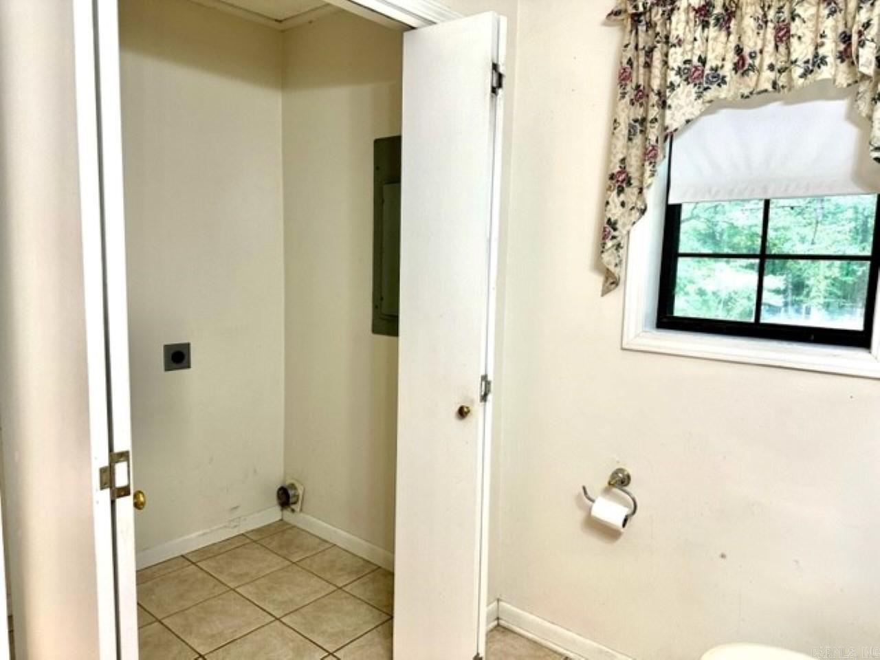 5679 Wedgewood Drive