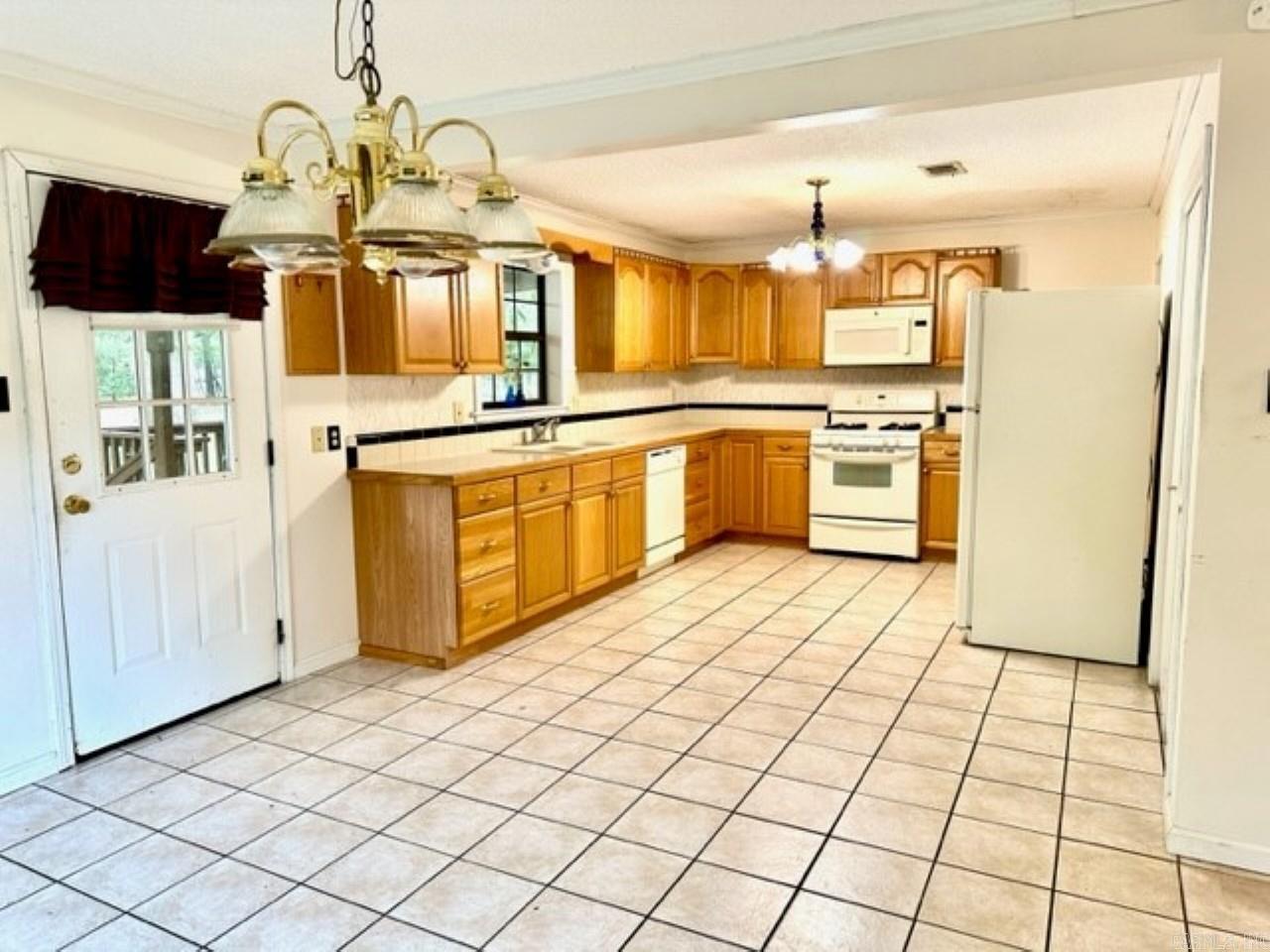 5679 Wedgewood Drive