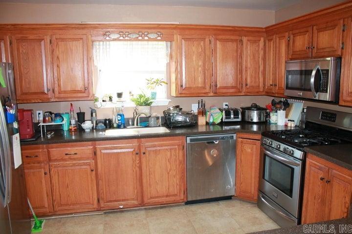 16 Bakers Spring Road