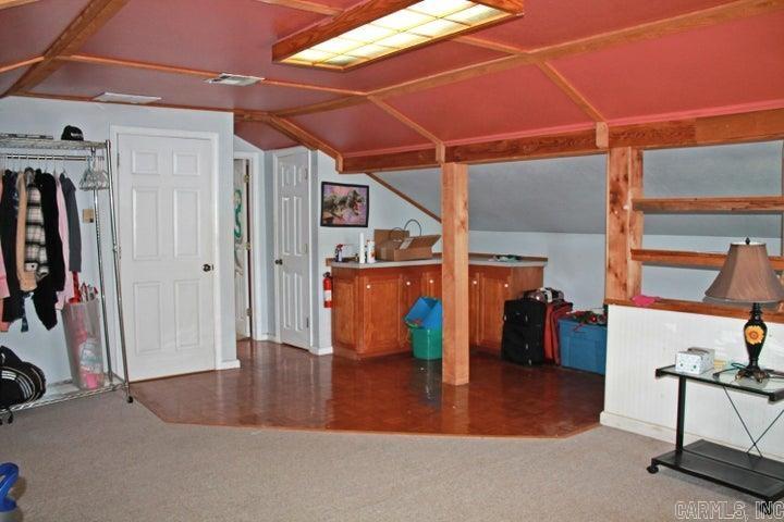 16 Bakers Spring Road