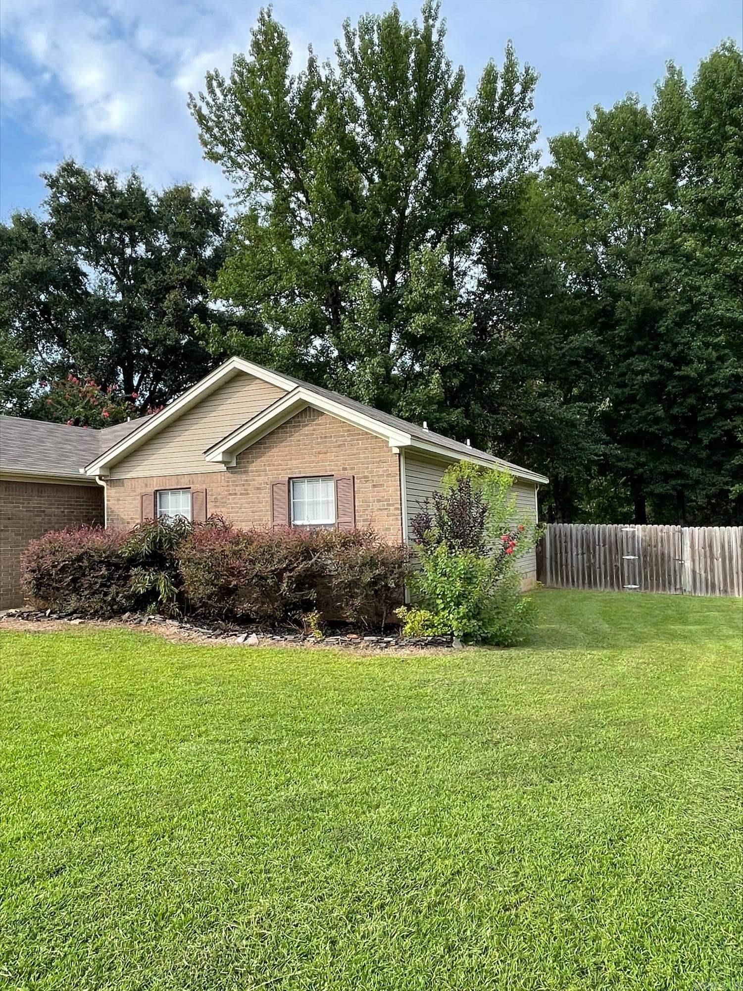 13 Red Fox Court