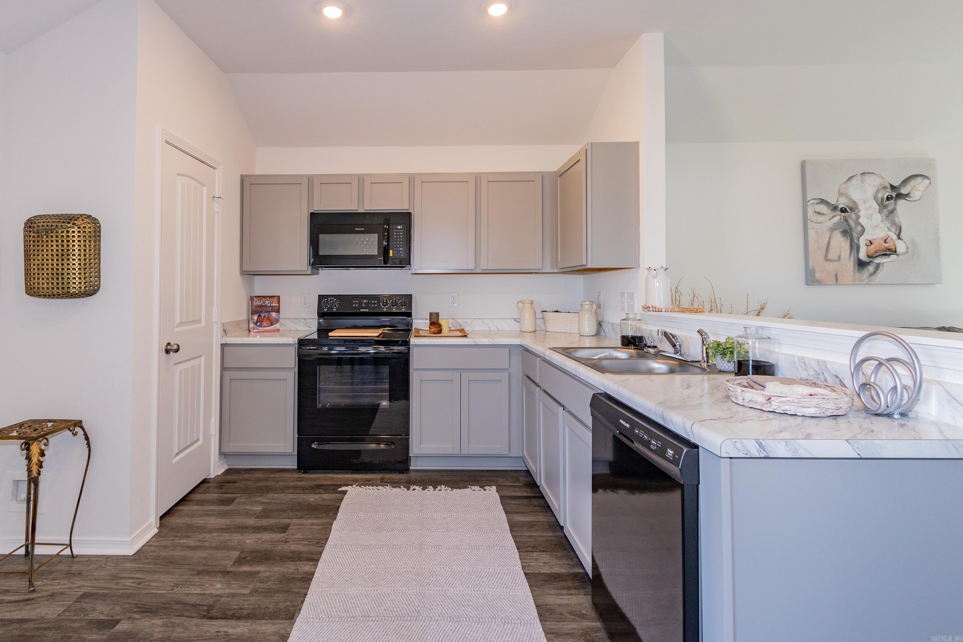 5136 Red Fox Trail