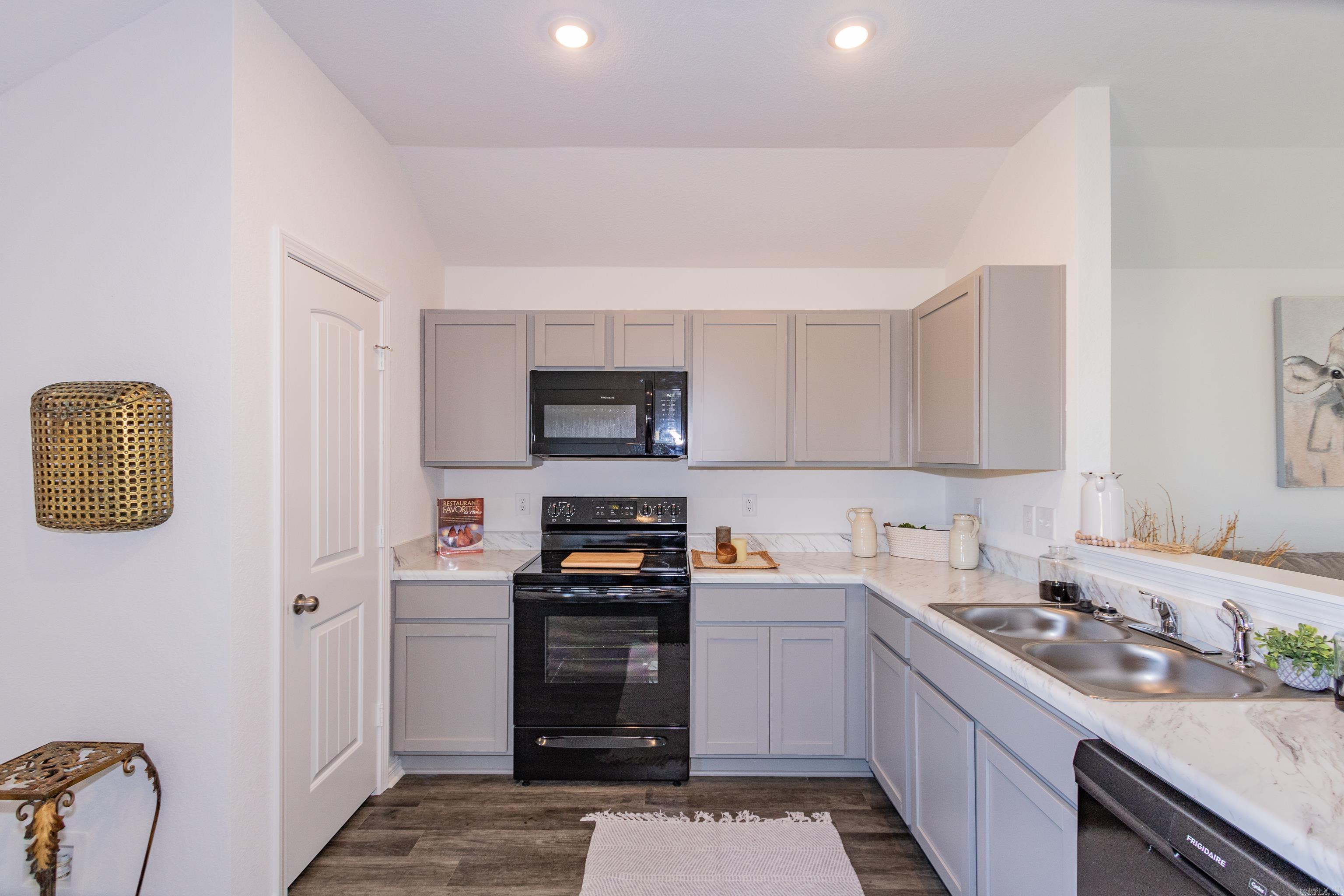 5136 Red Fox Trail