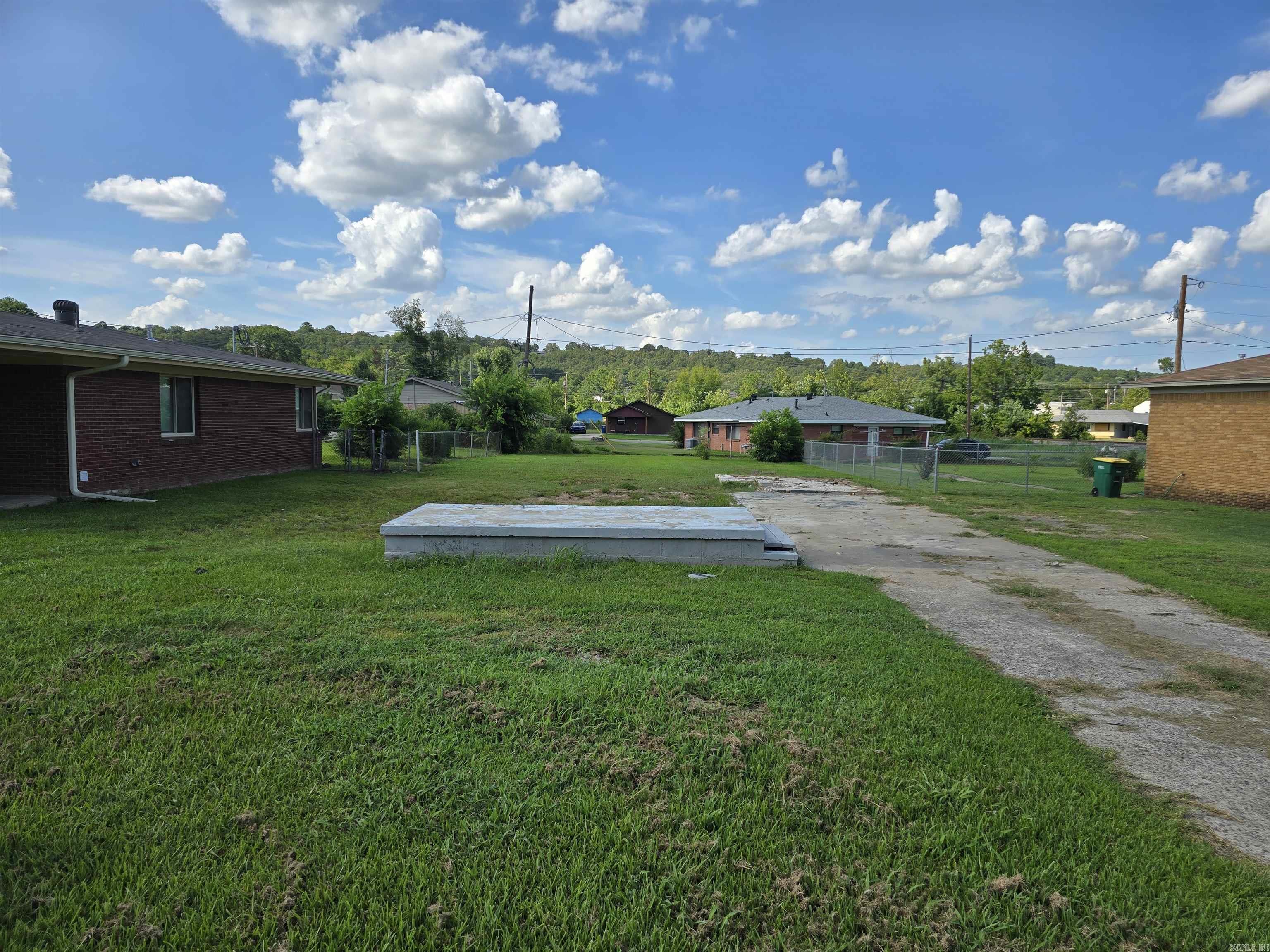 207 W Military Drive