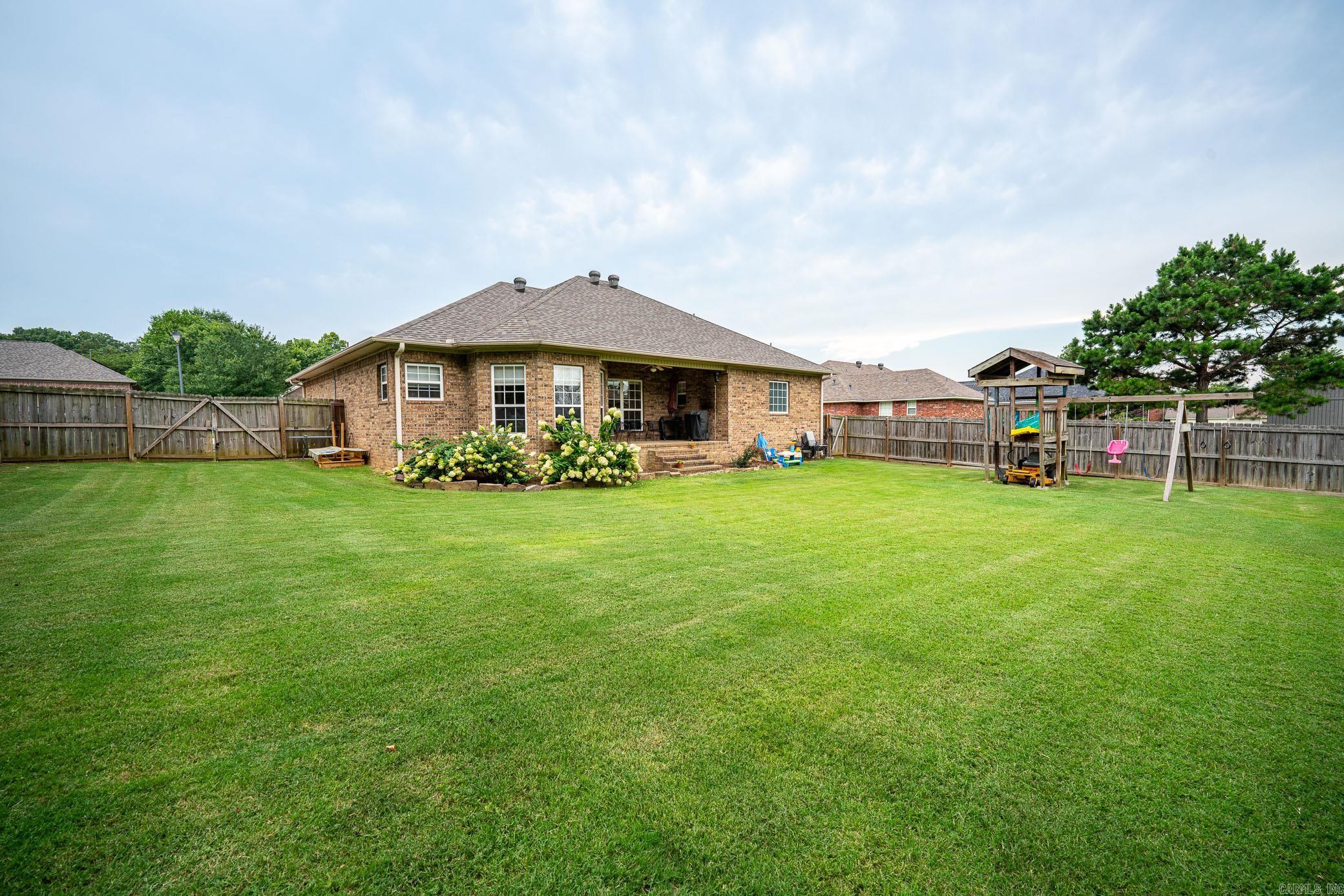 18 Breckenridge Drive