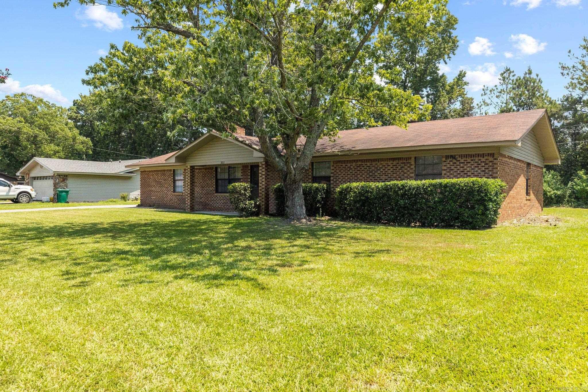 3703 Scenic Drive