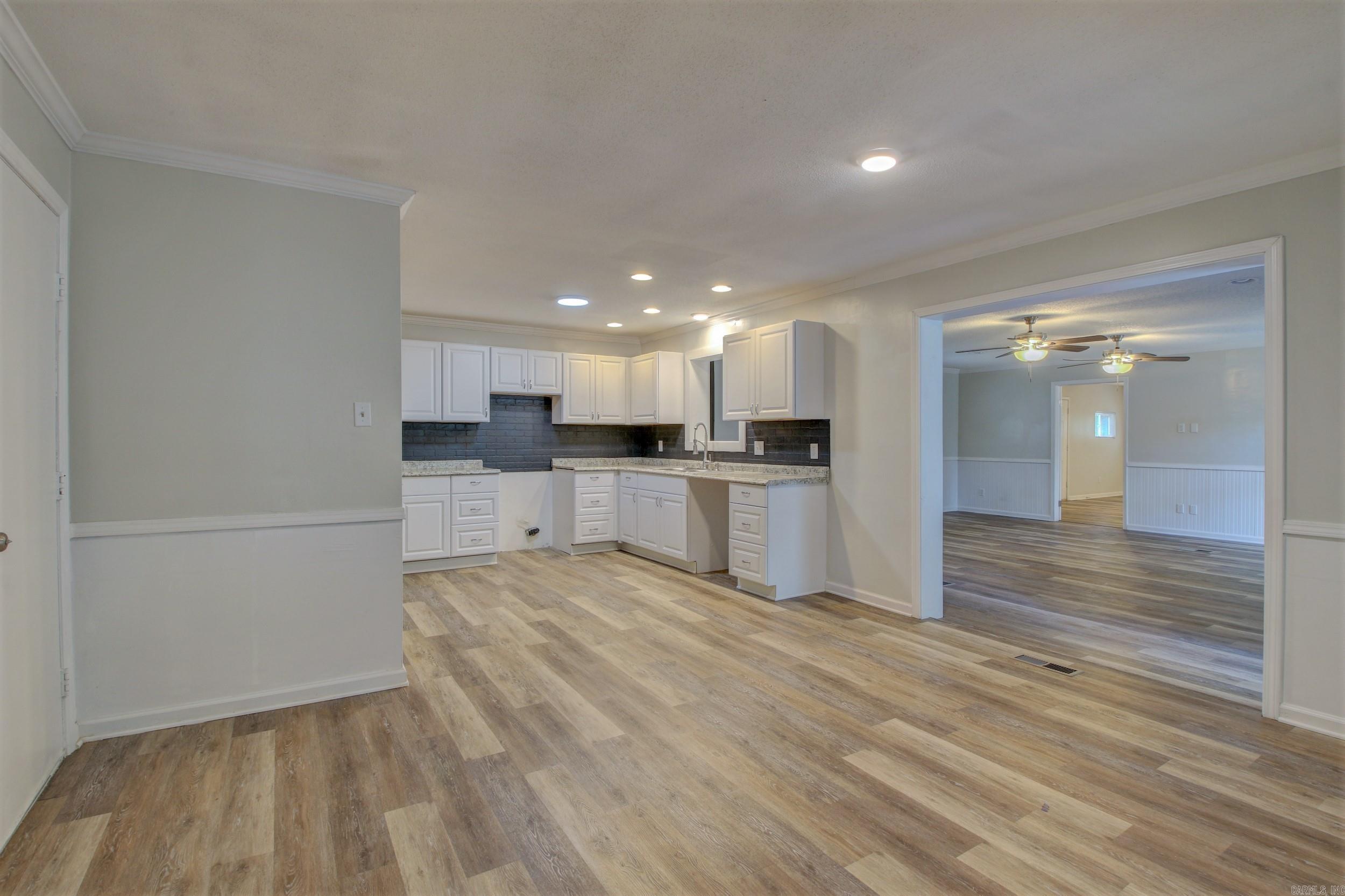 44 Jackson Oaks Drive
