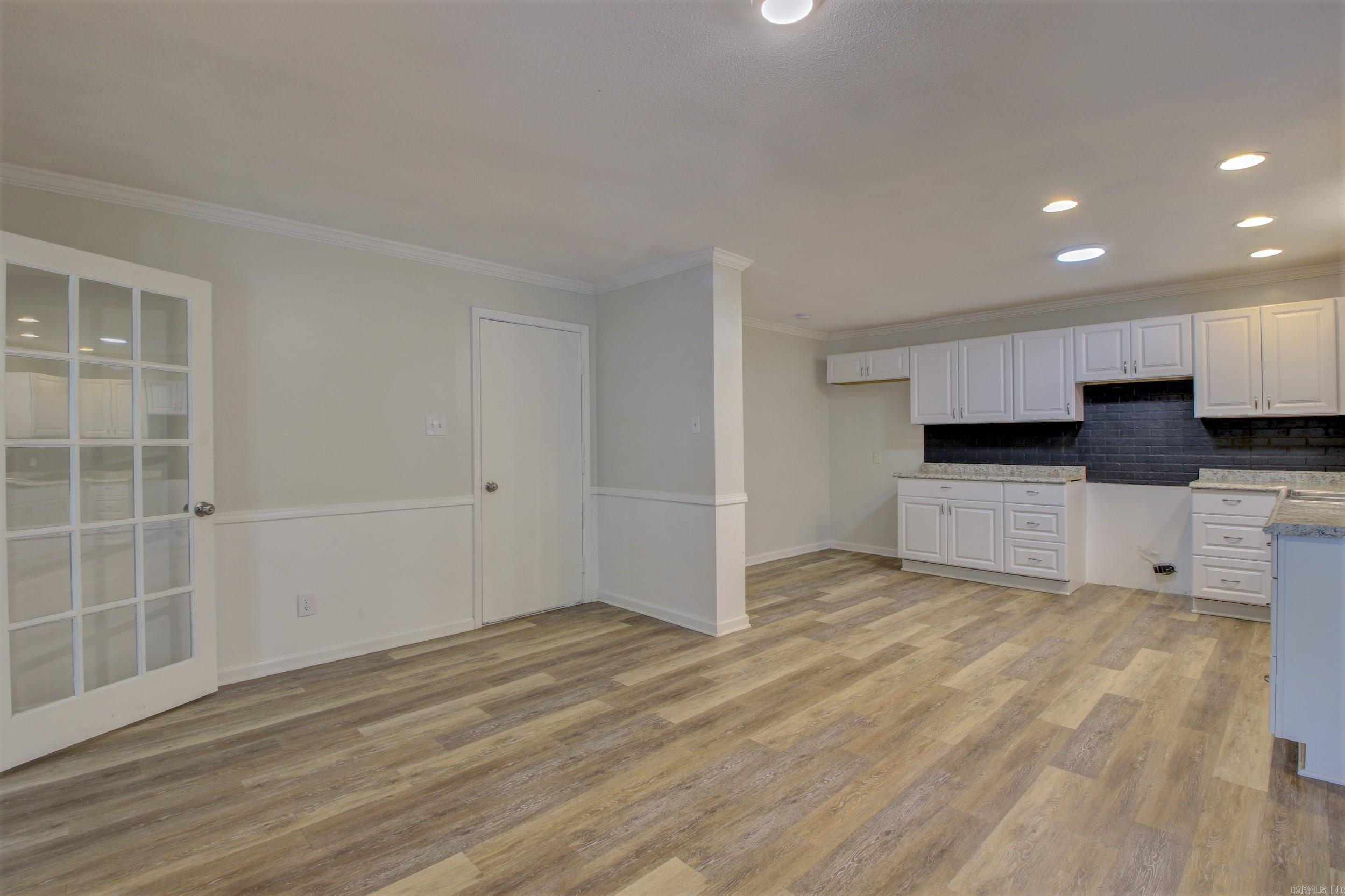 44 Jackson Oaks Drive