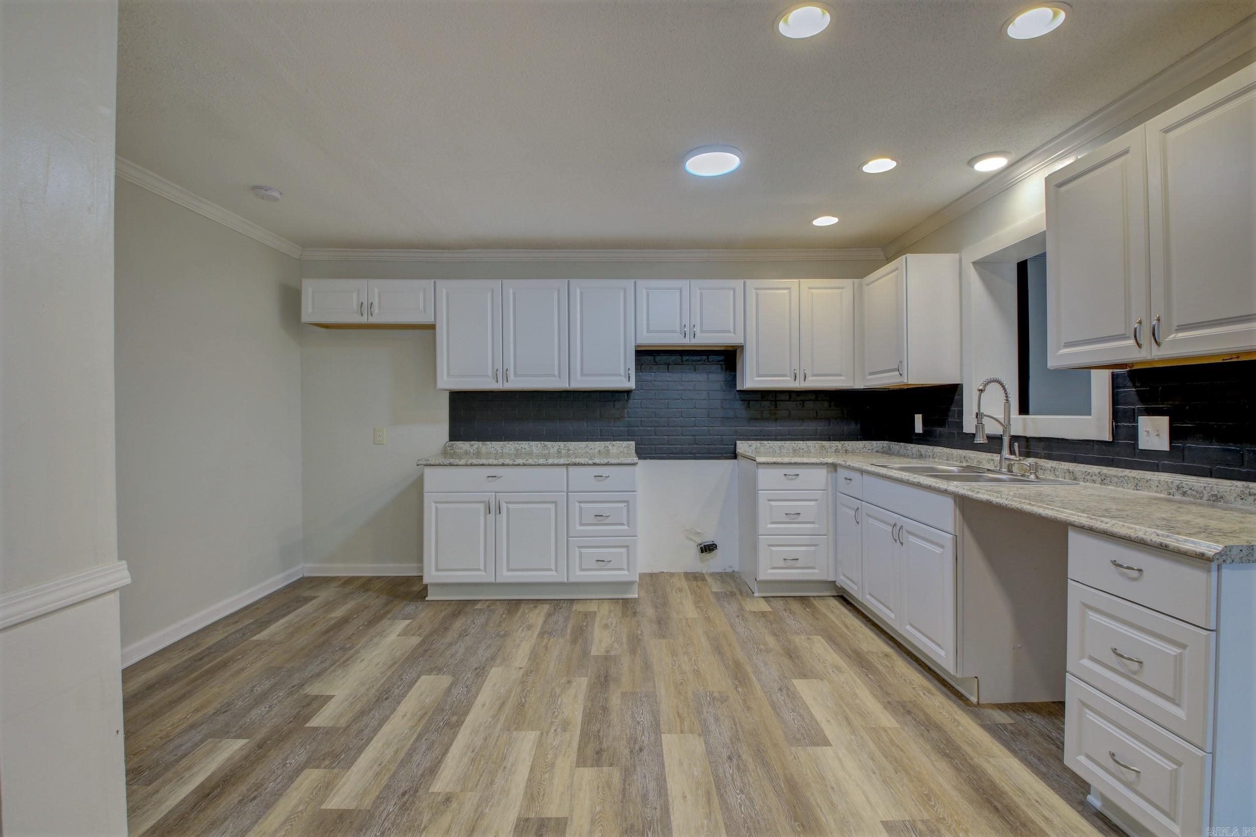 44 Jackson Oaks Drive