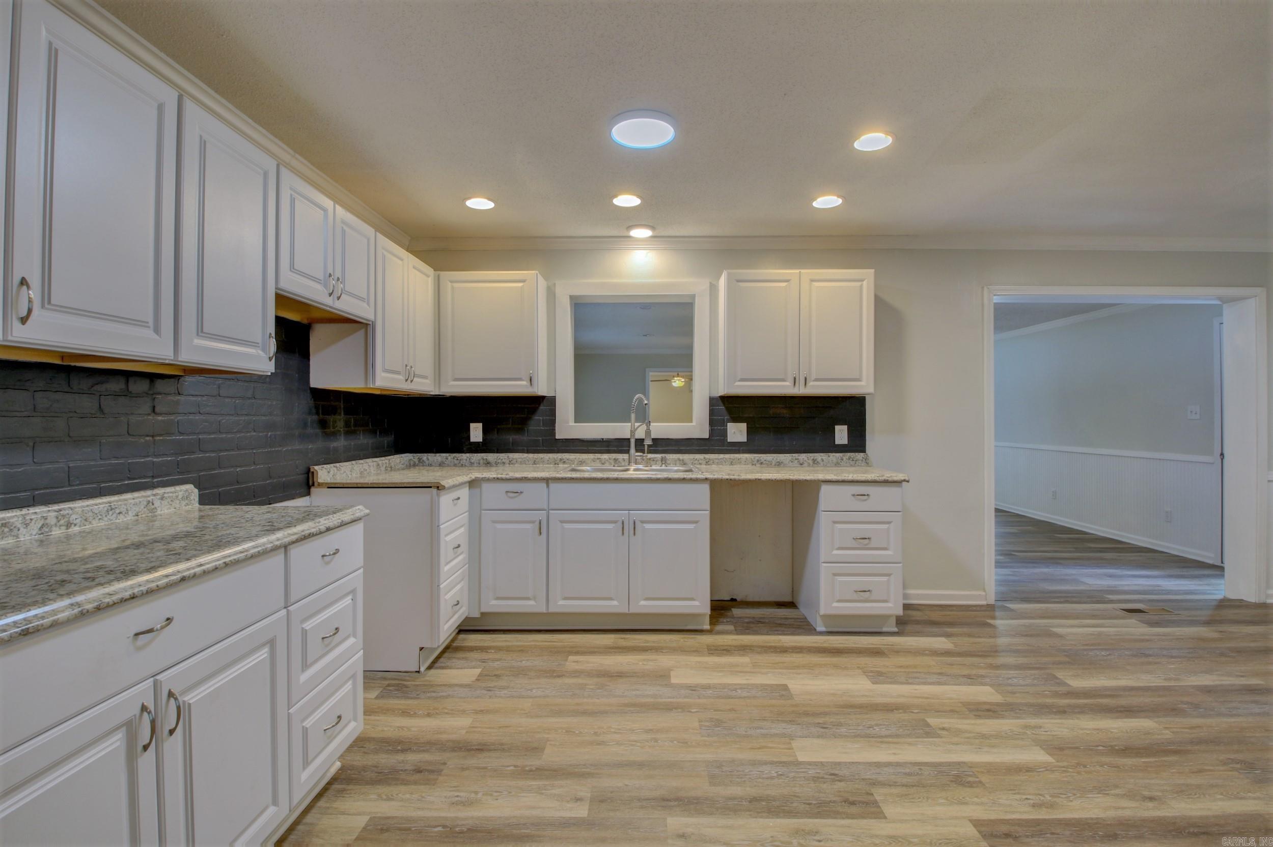 44 Jackson Oaks Drive
