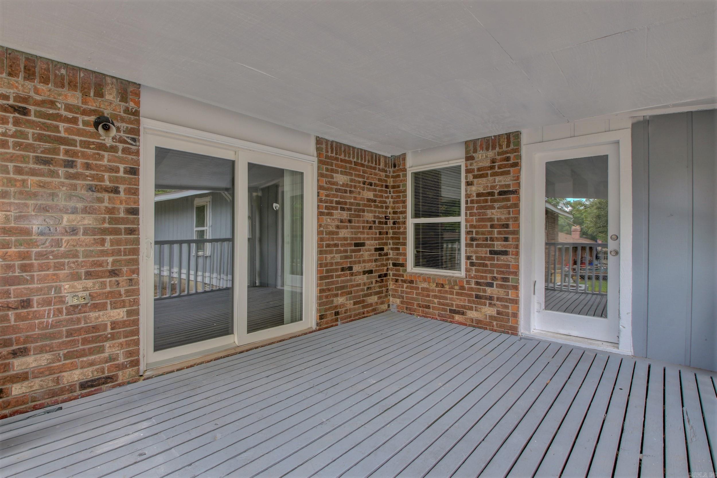 44 Jackson Oaks Drive