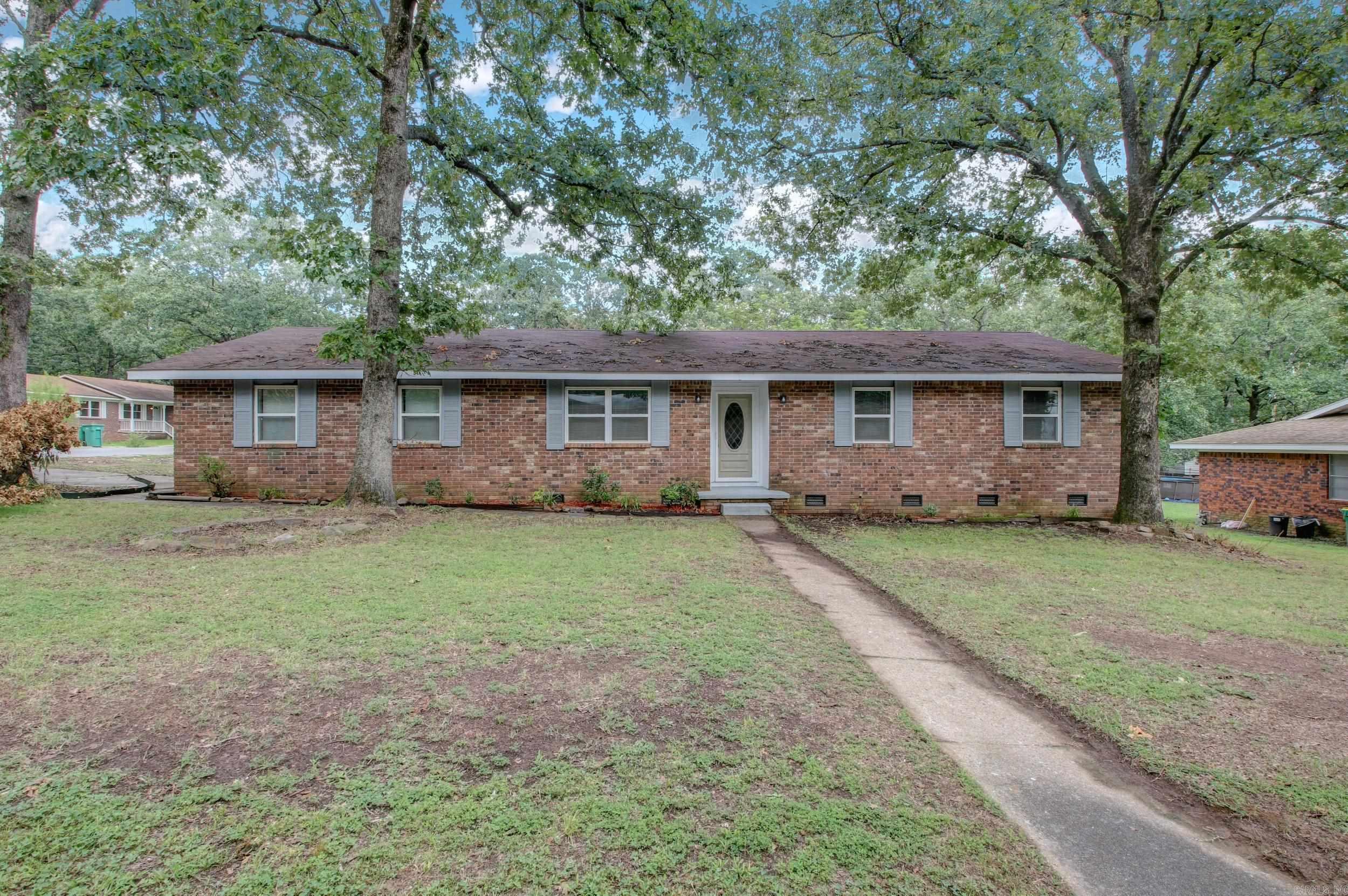 44 Jackson Oaks Drive