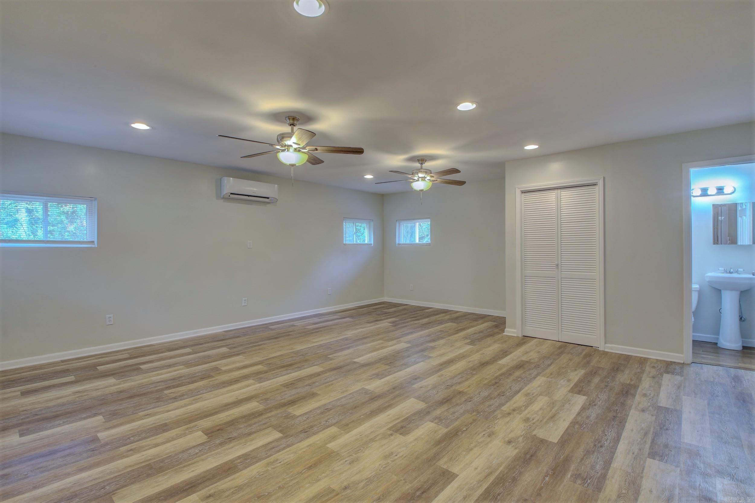 44 Jackson Oaks Drive