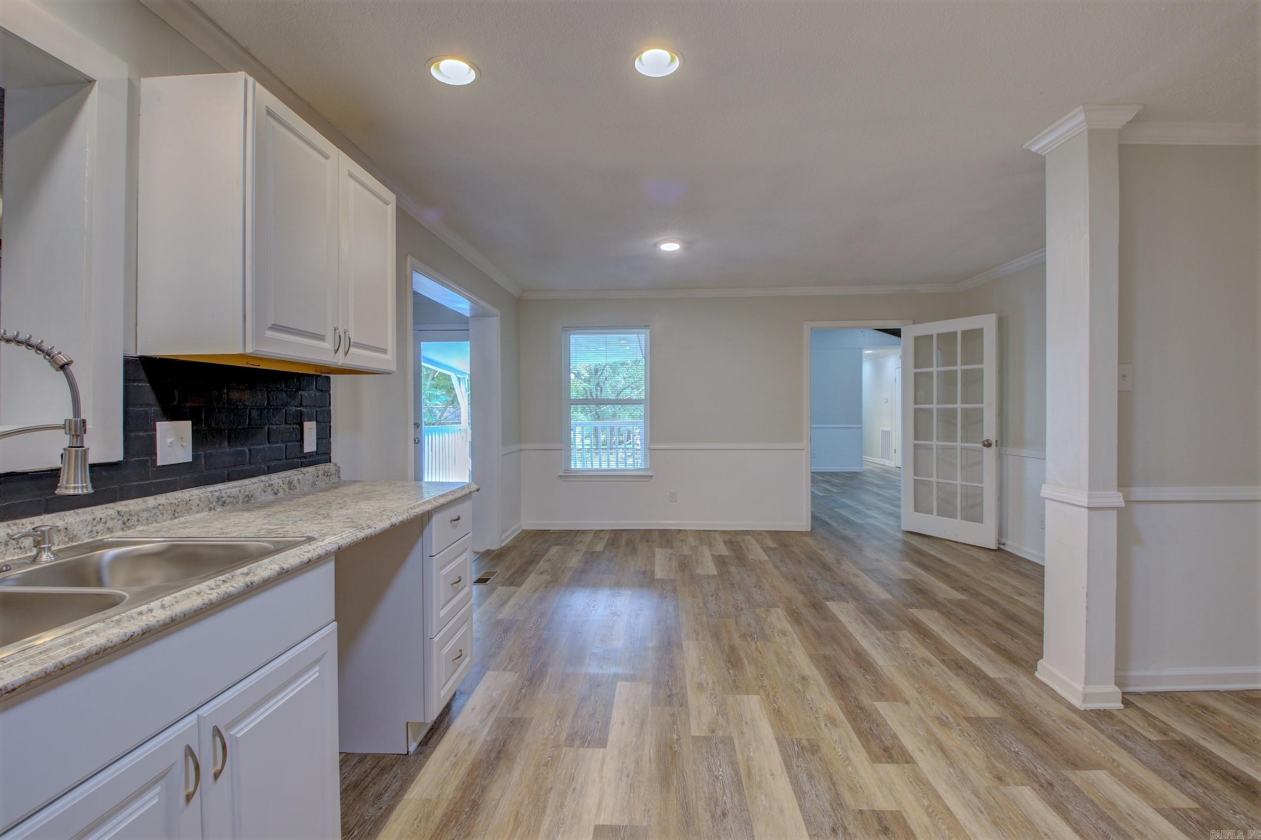 44 Jackson Oaks Drive