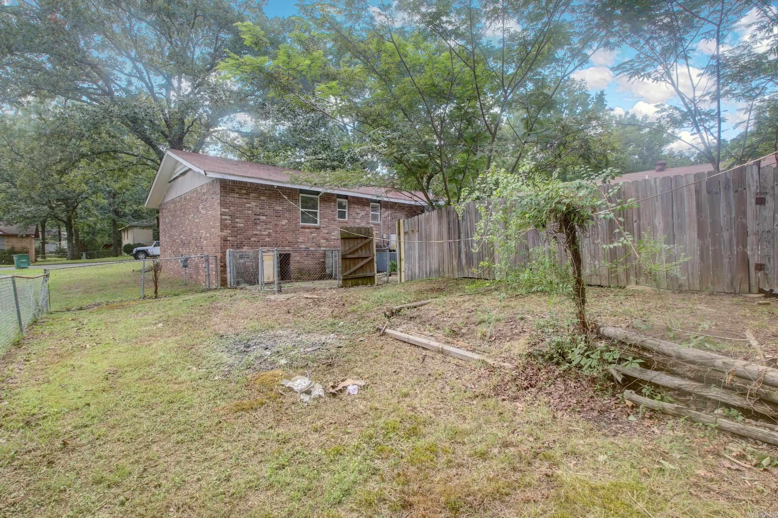 44 Jackson Oaks Drive