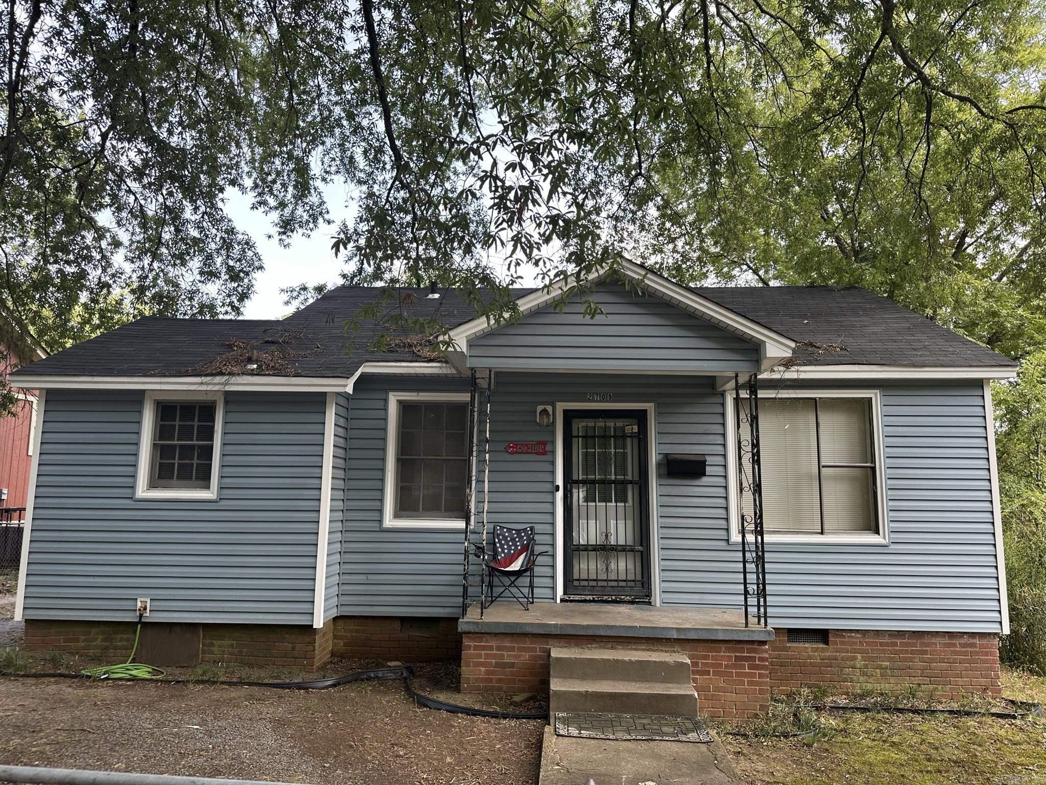 2709 Jefferson Street