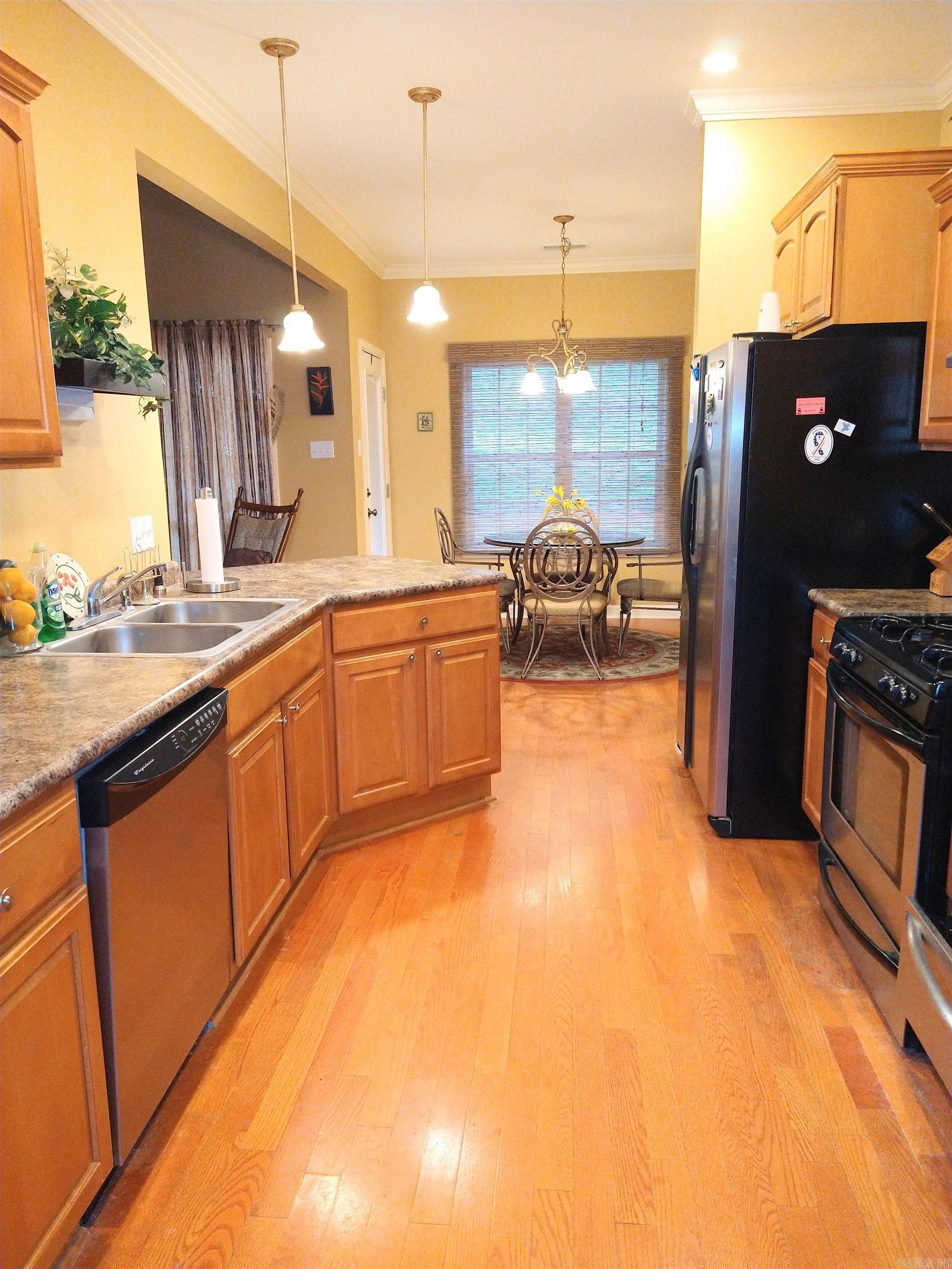 10017 Rimstone Drive