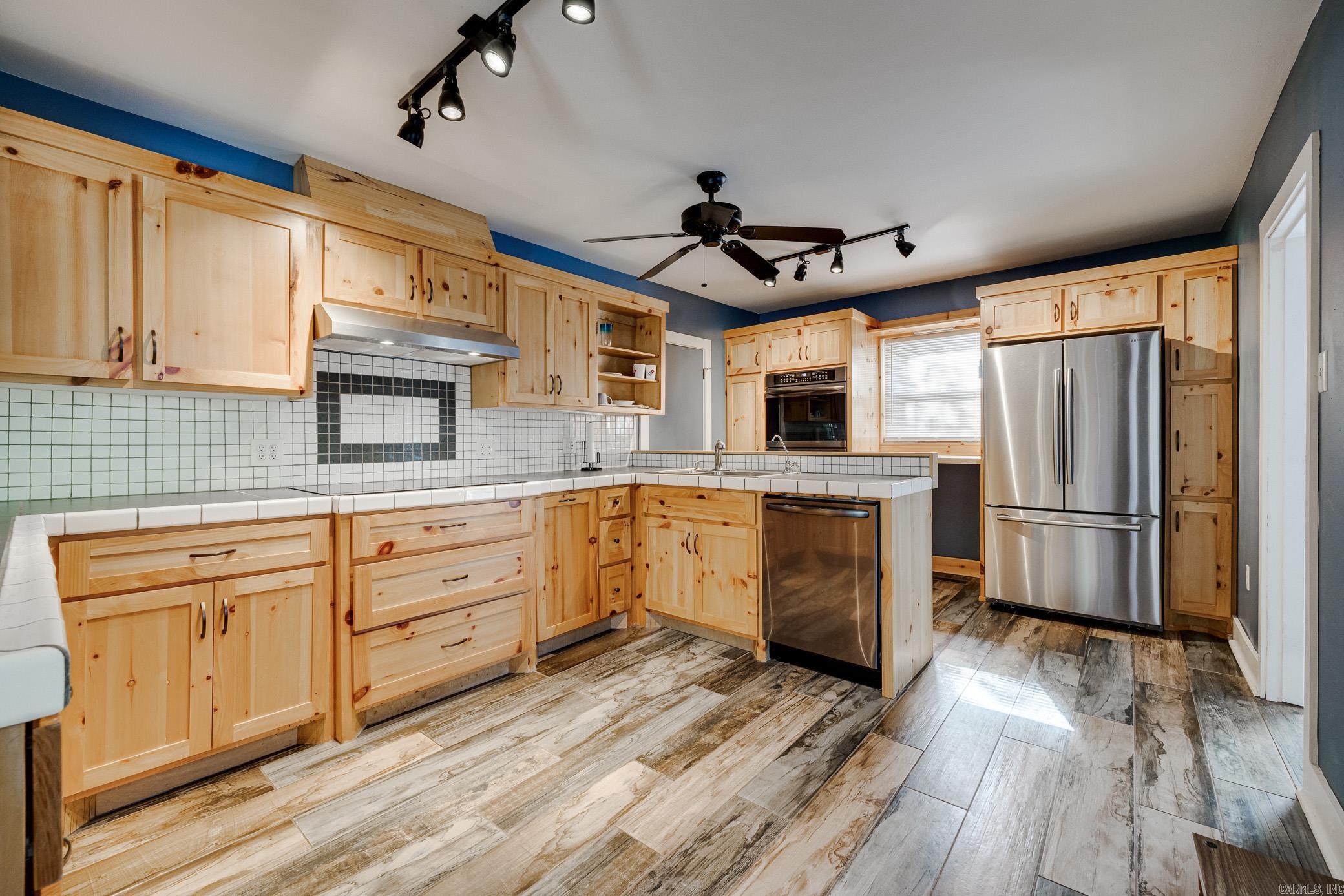 135 Grandview Heights