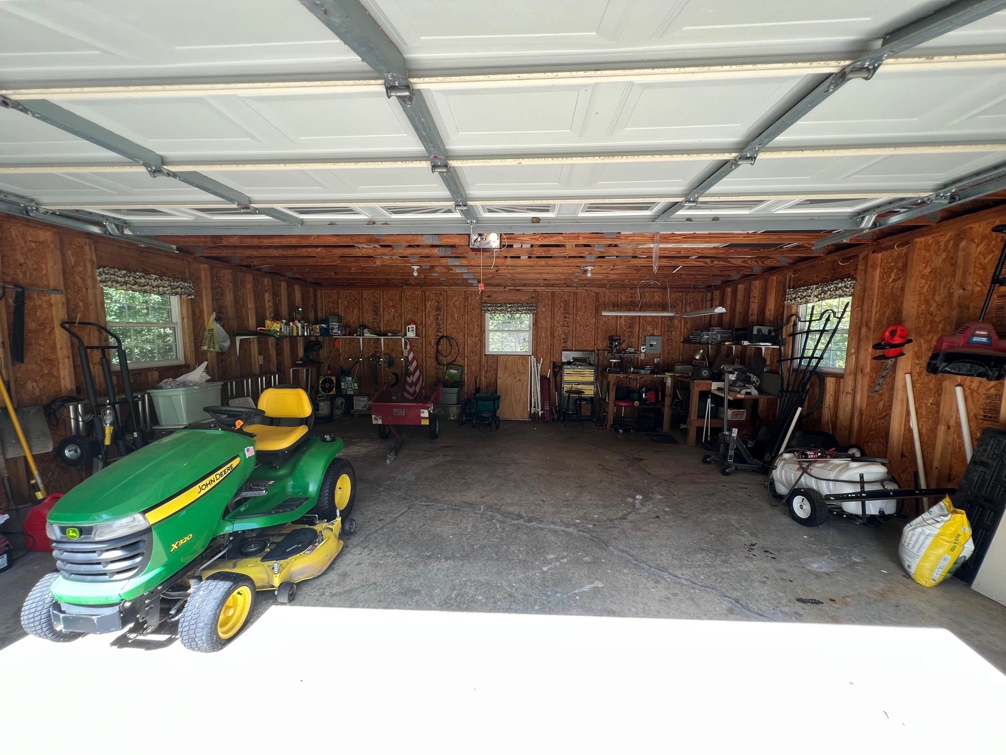 801 Birdie Drive