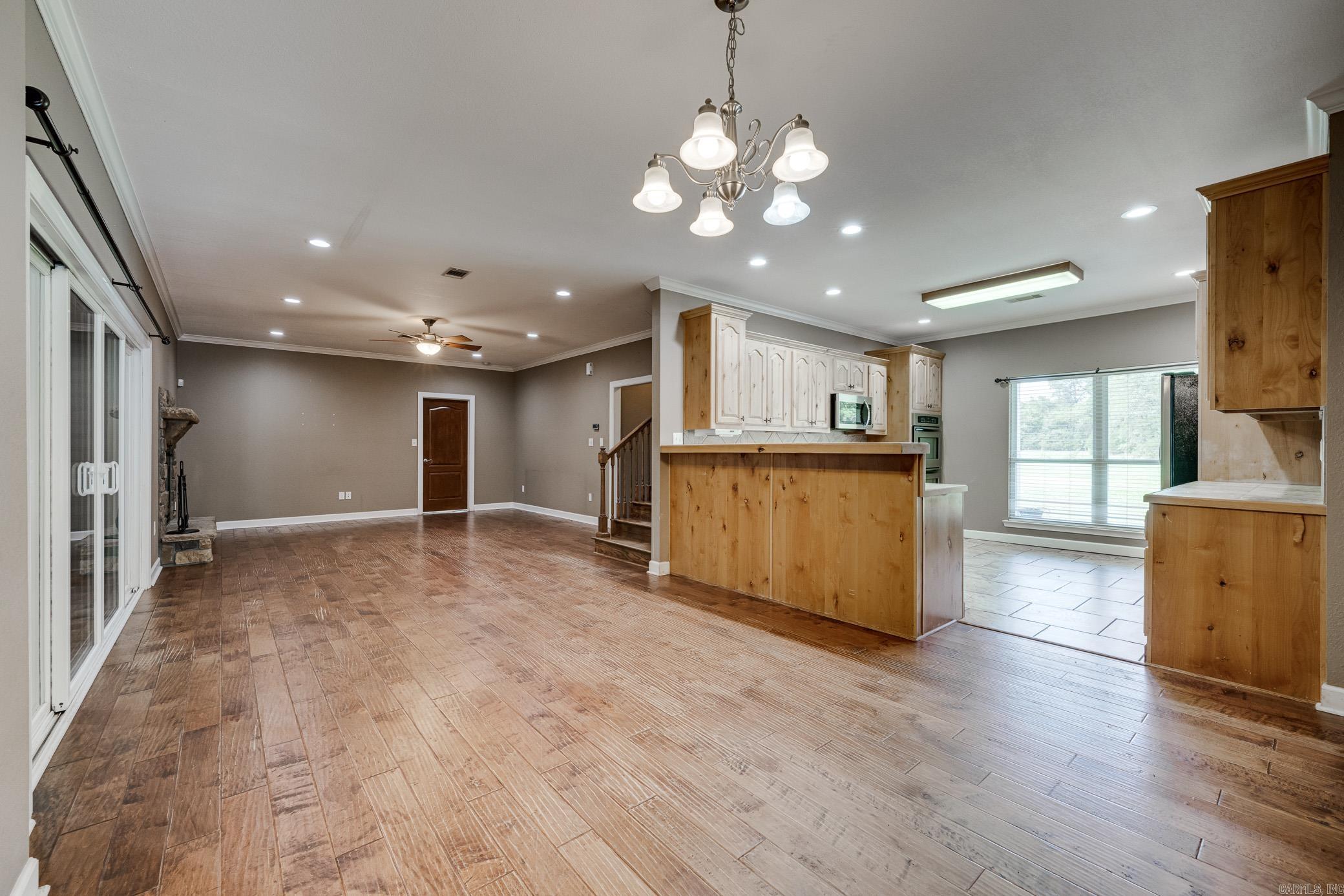 6 Cooper Lane