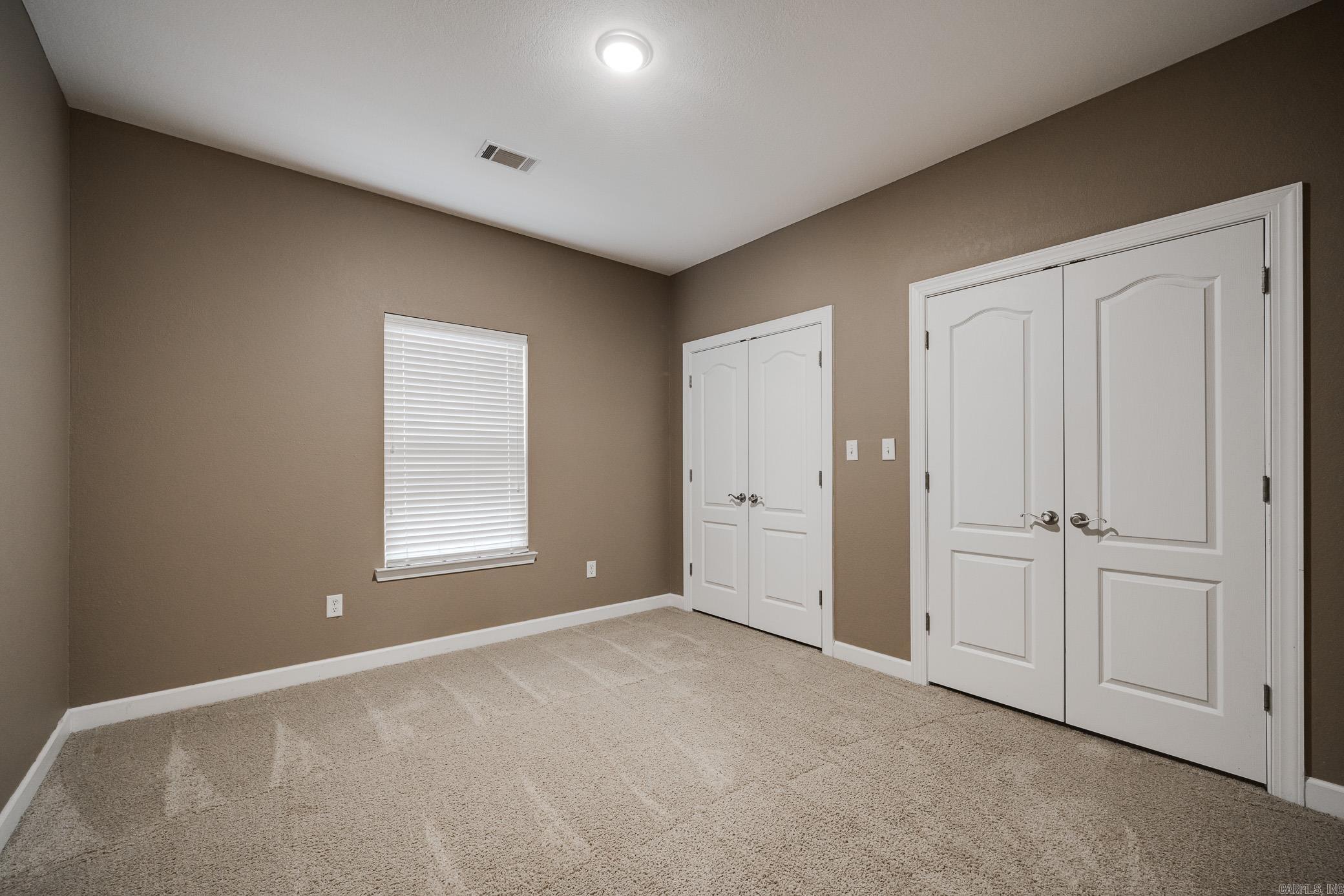 6 Cooper Lane