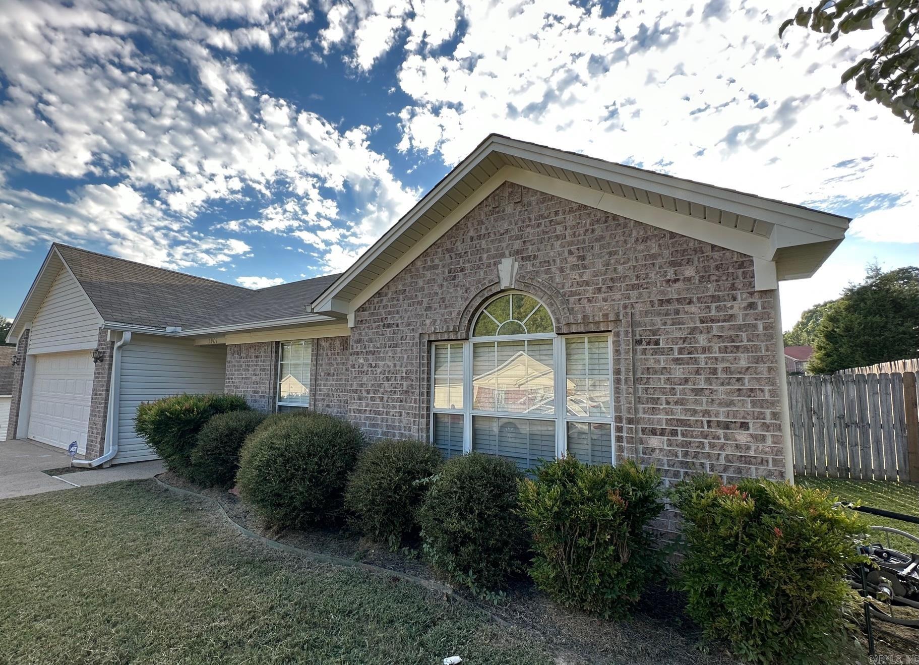 1901 Auburn Hills Dr