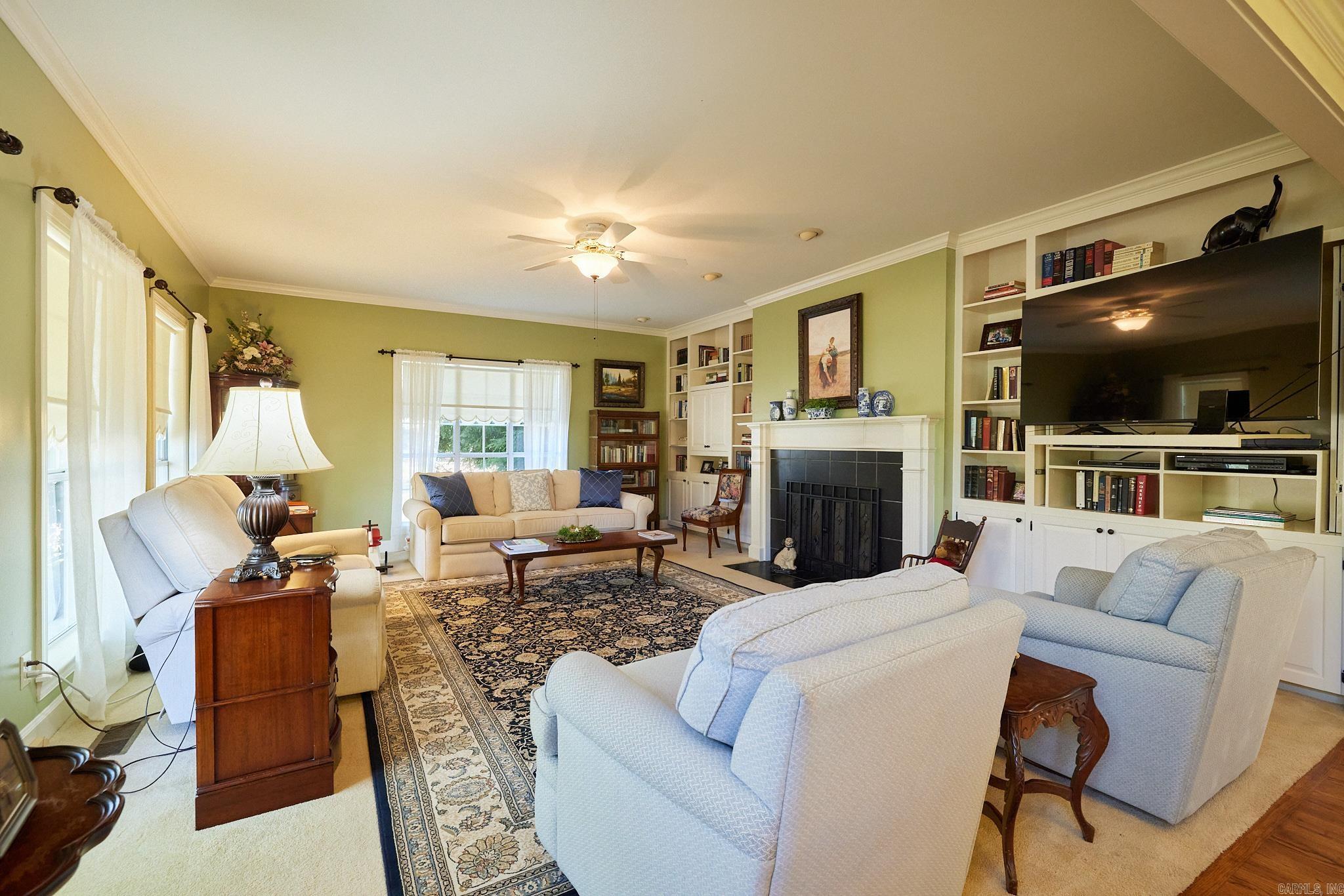 312 Summerfield Drive