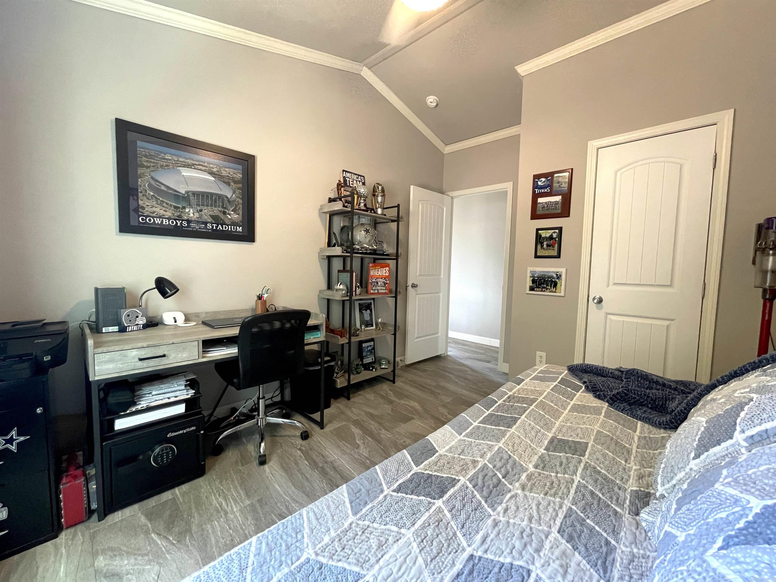 6 Easy Street