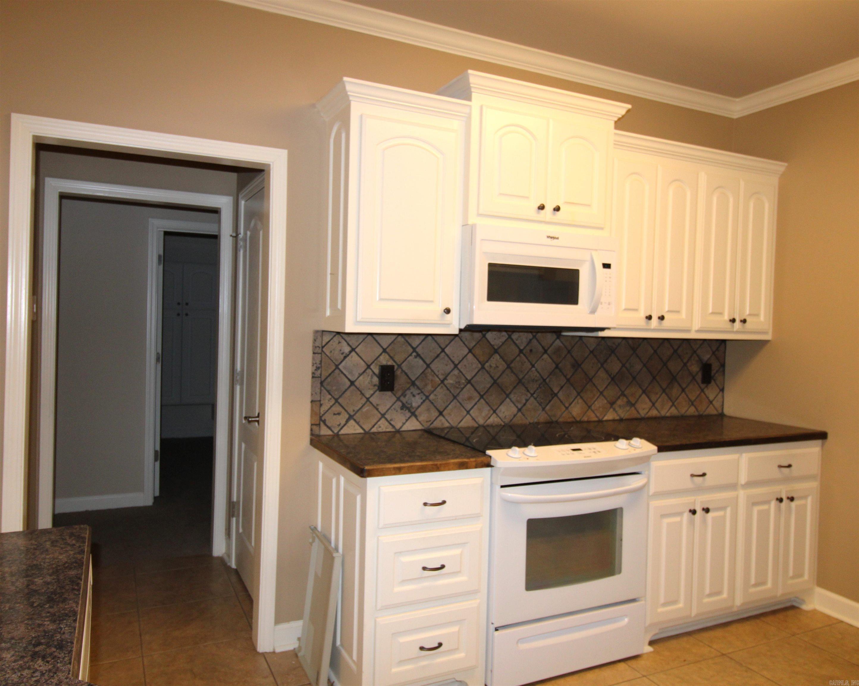 3081 Mt. McGregor Drive