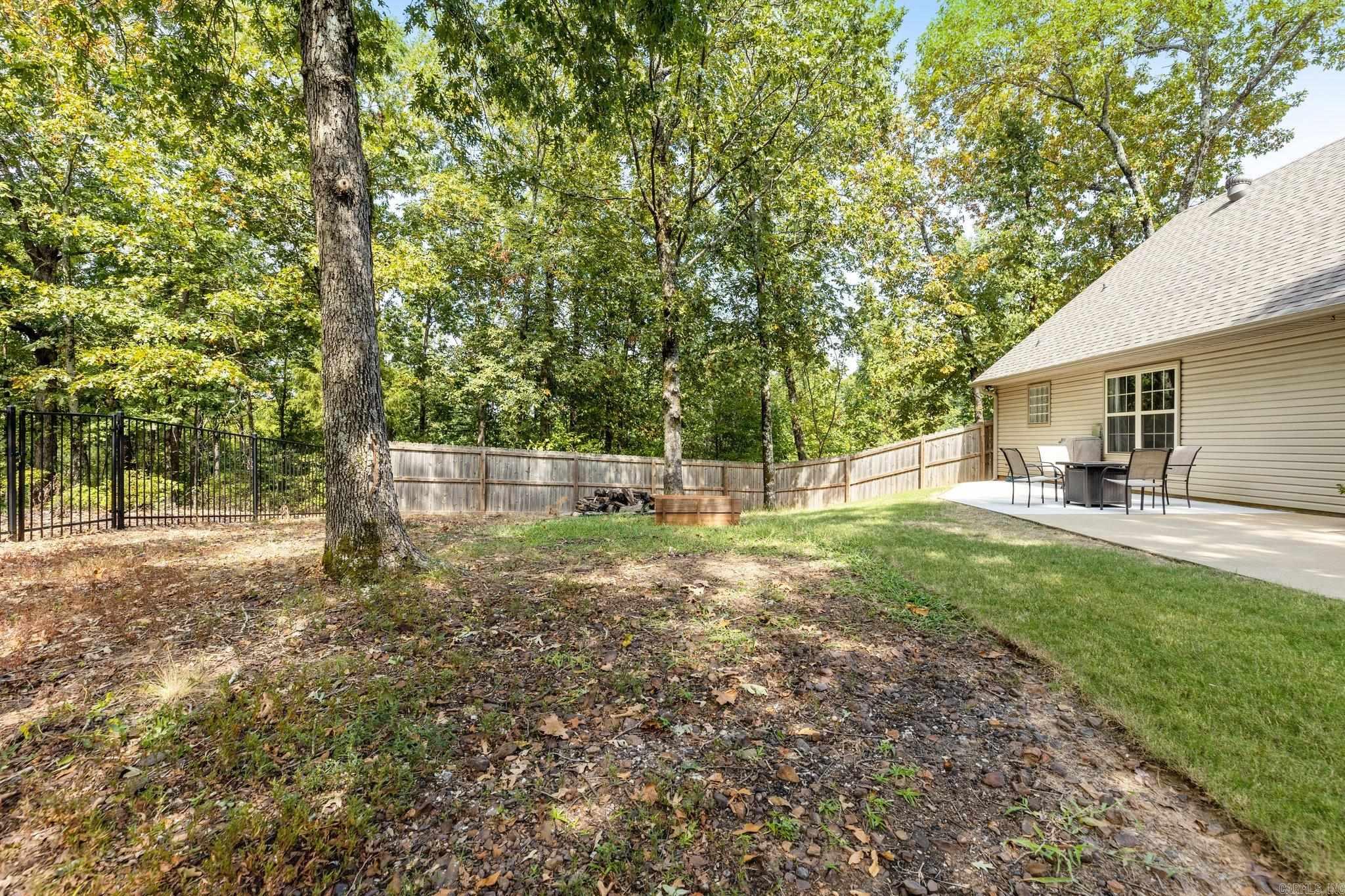 1079 Mountain Side Cove