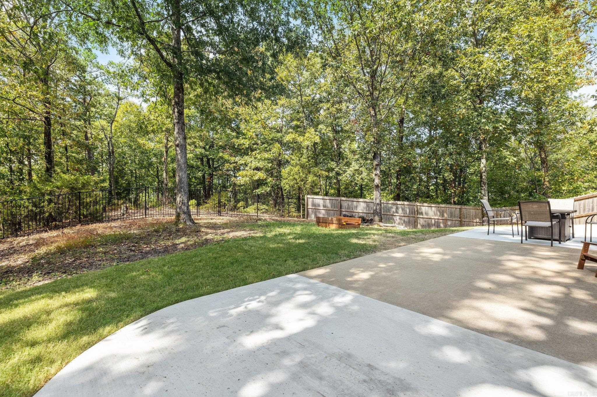 1079 Mountain Side Cove