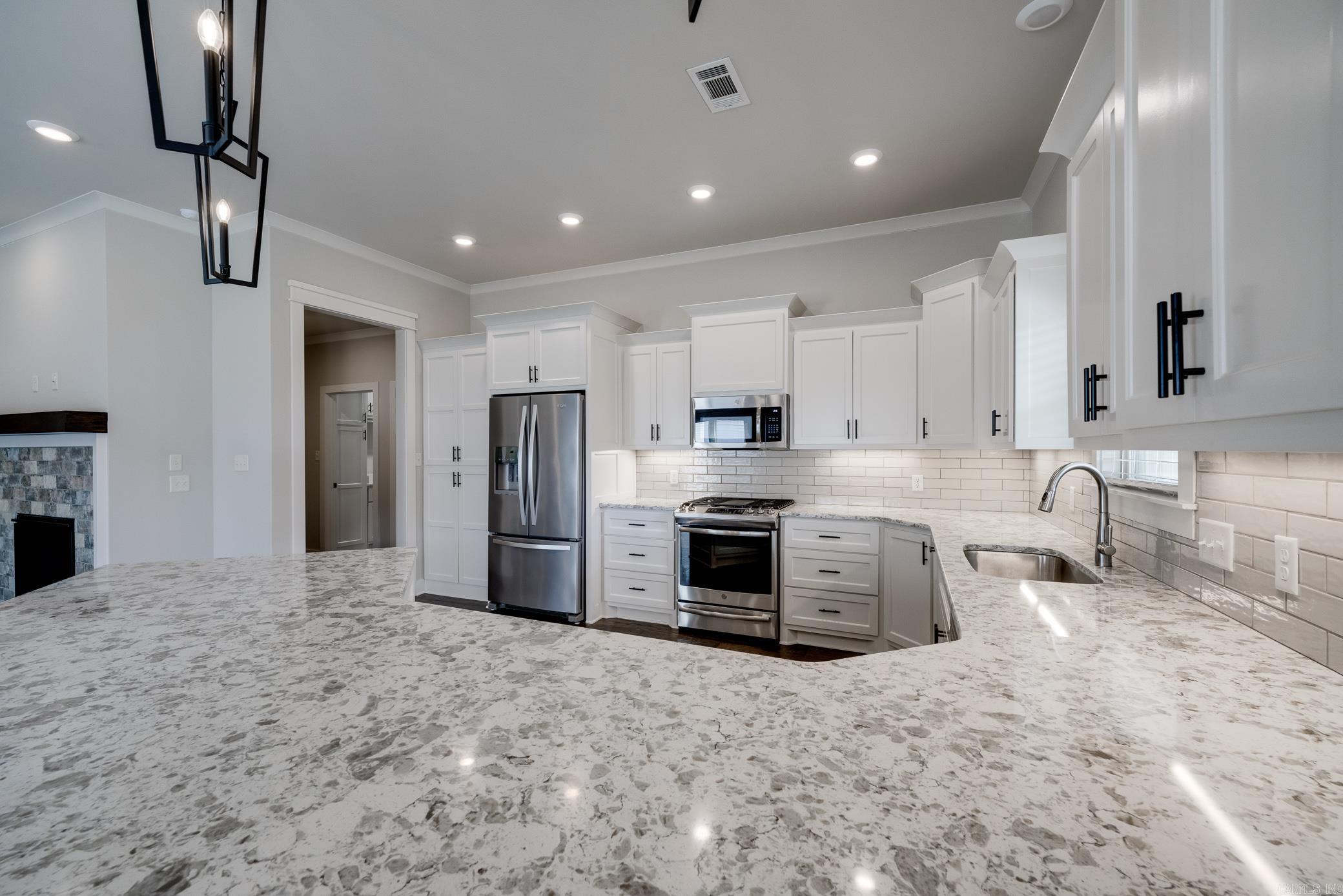2635 Lilac Drive