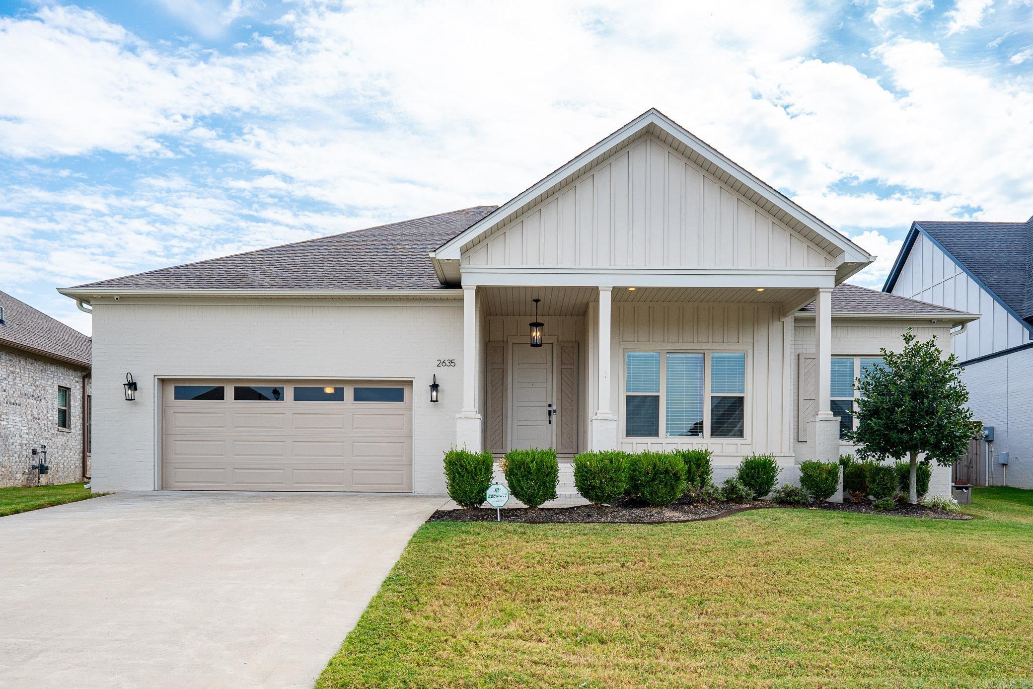 2635 Lilac Drive